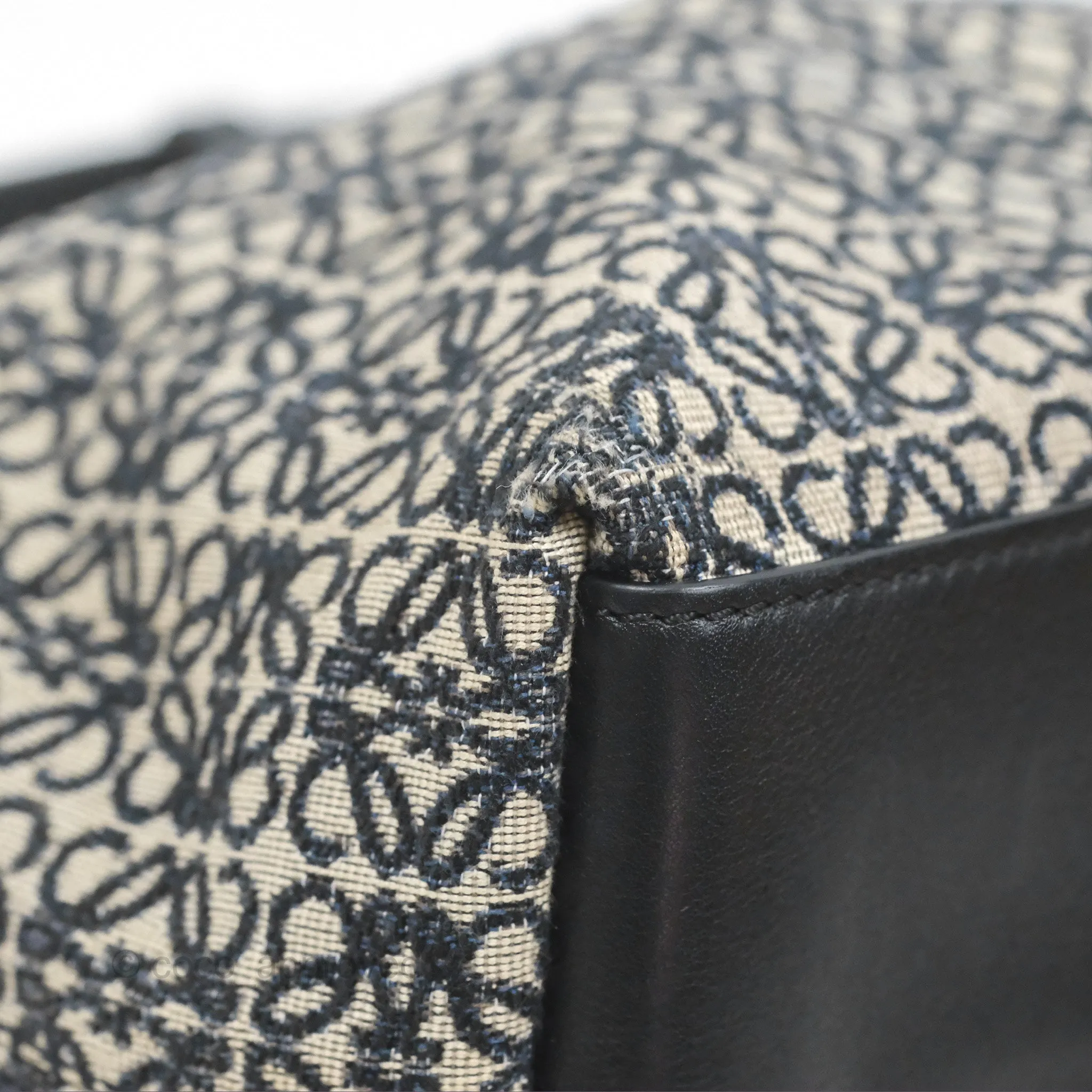 Loewe Small Cubi bag in Anagram Jacquard & Calfskin Navy/ Black
