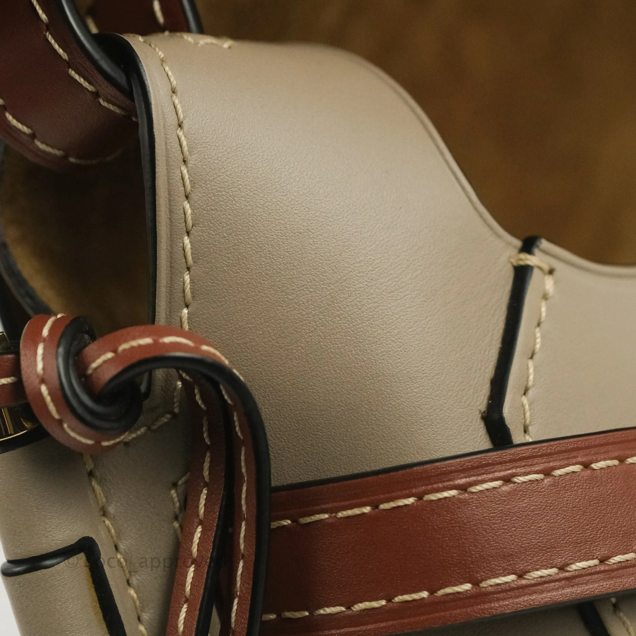 Loewe Small Gate Bag Smooth Calfskin Amber/Light Grey/Rust