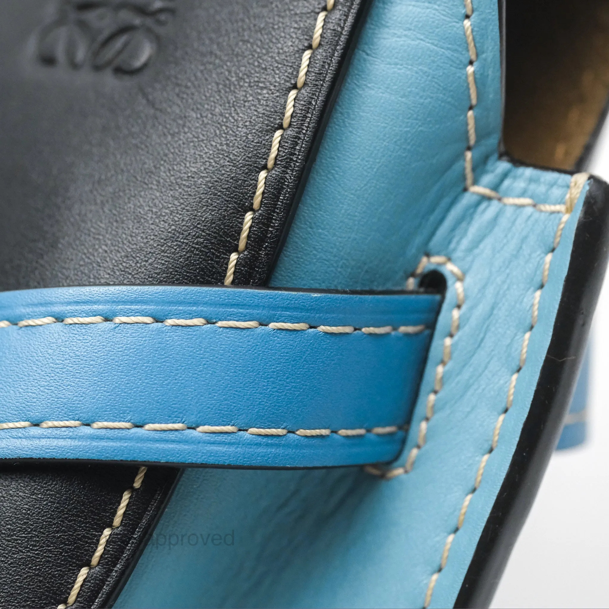 Loewe Small Gate Bag Smooth Calfskin in Black and Blue