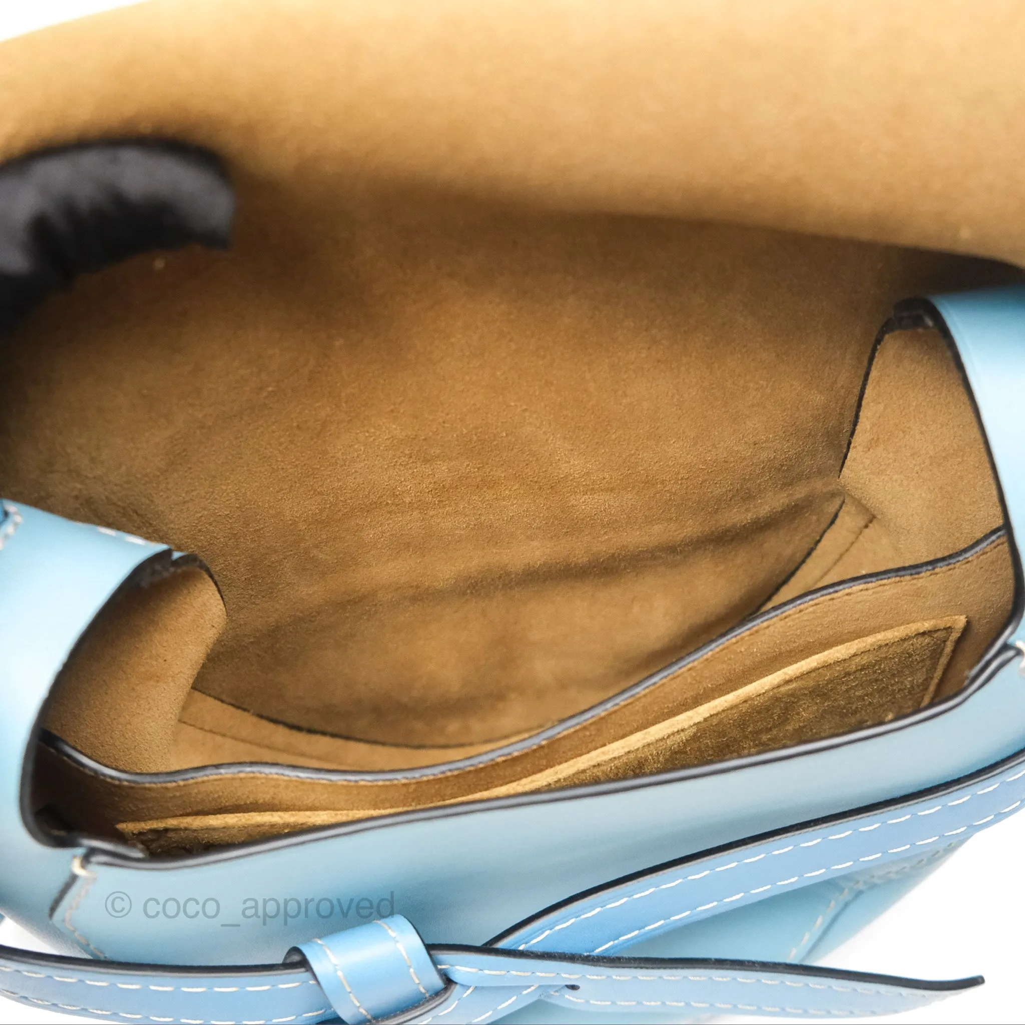 Loewe Small Gate Bag Smooth Calfskin in Black and Blue