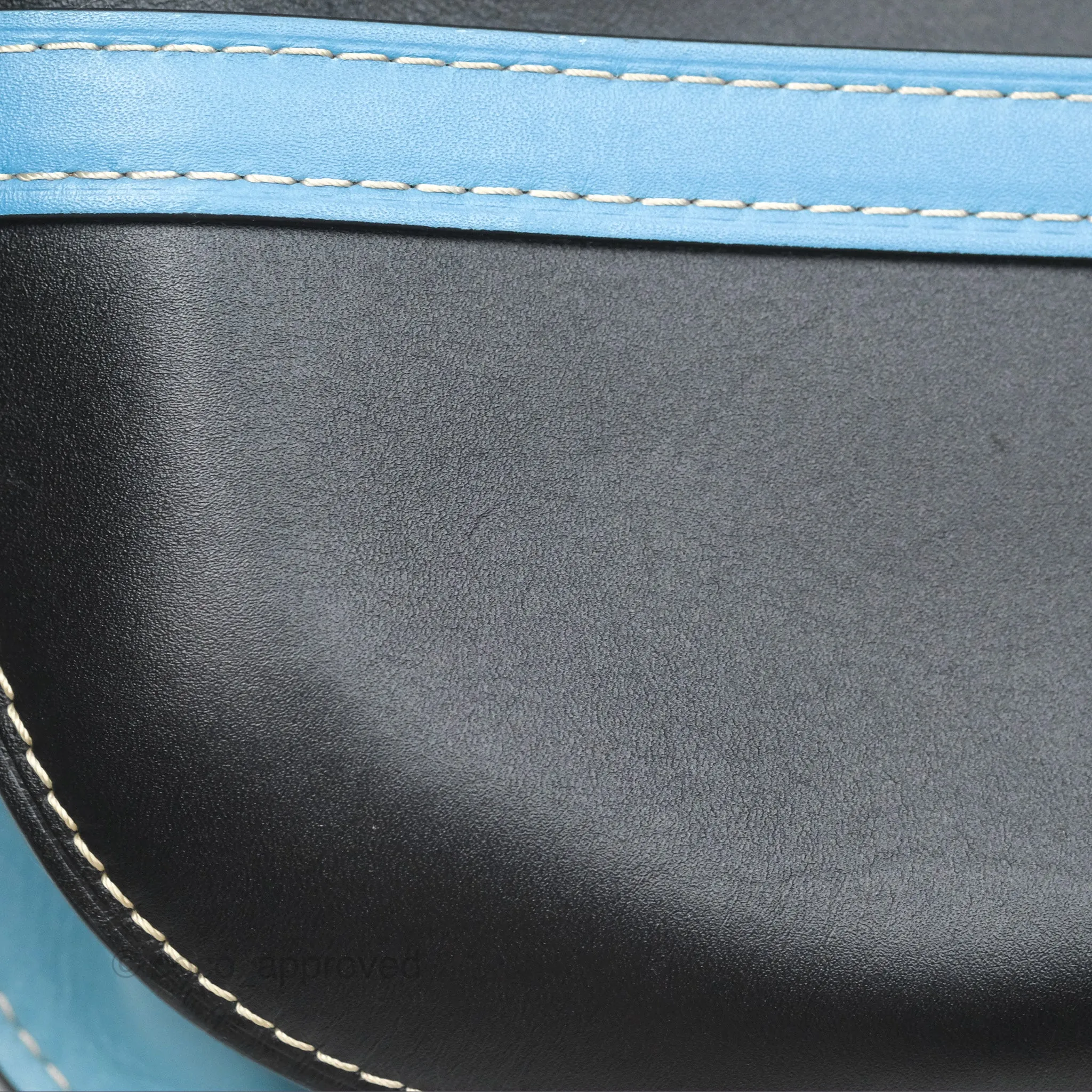 Loewe Small Gate Bag Smooth Calfskin in Black and Blue