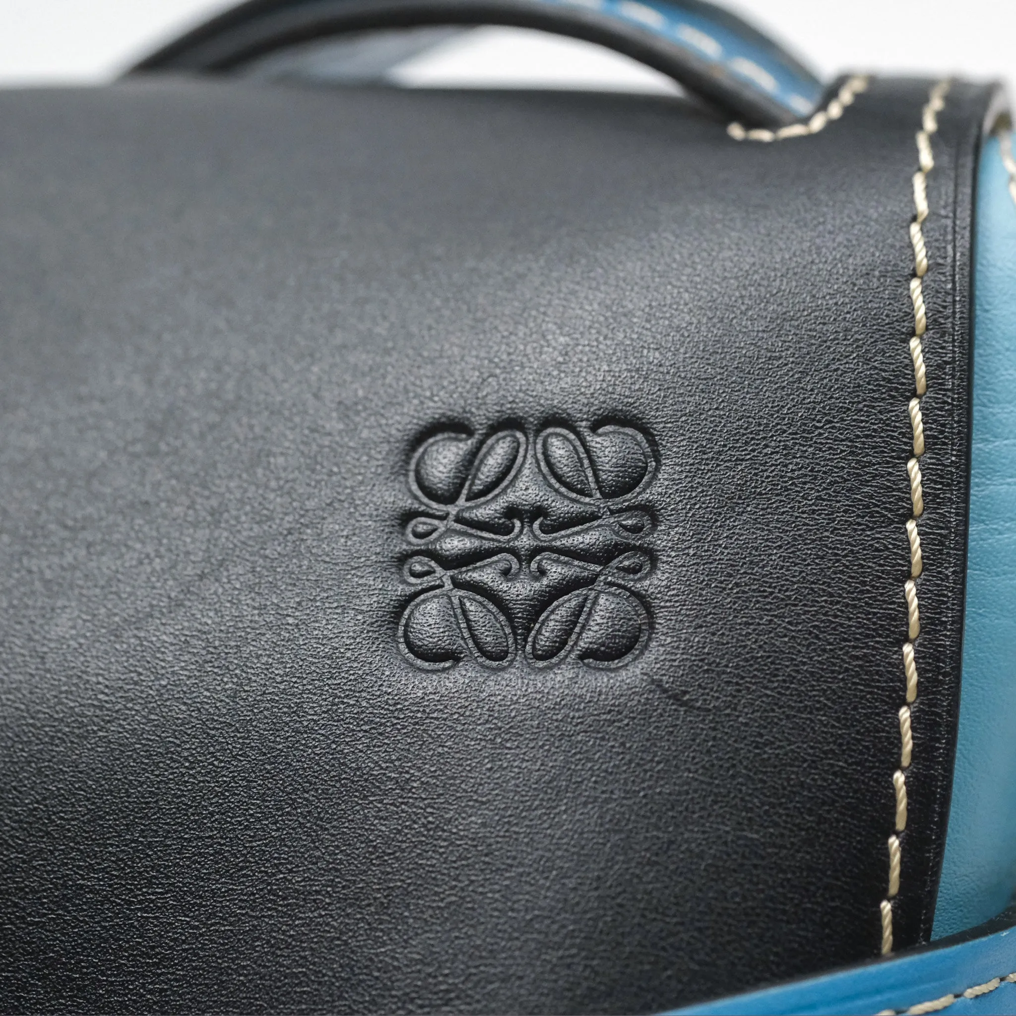 Loewe Small Gate Bag Smooth Calfskin in Black and Blue
