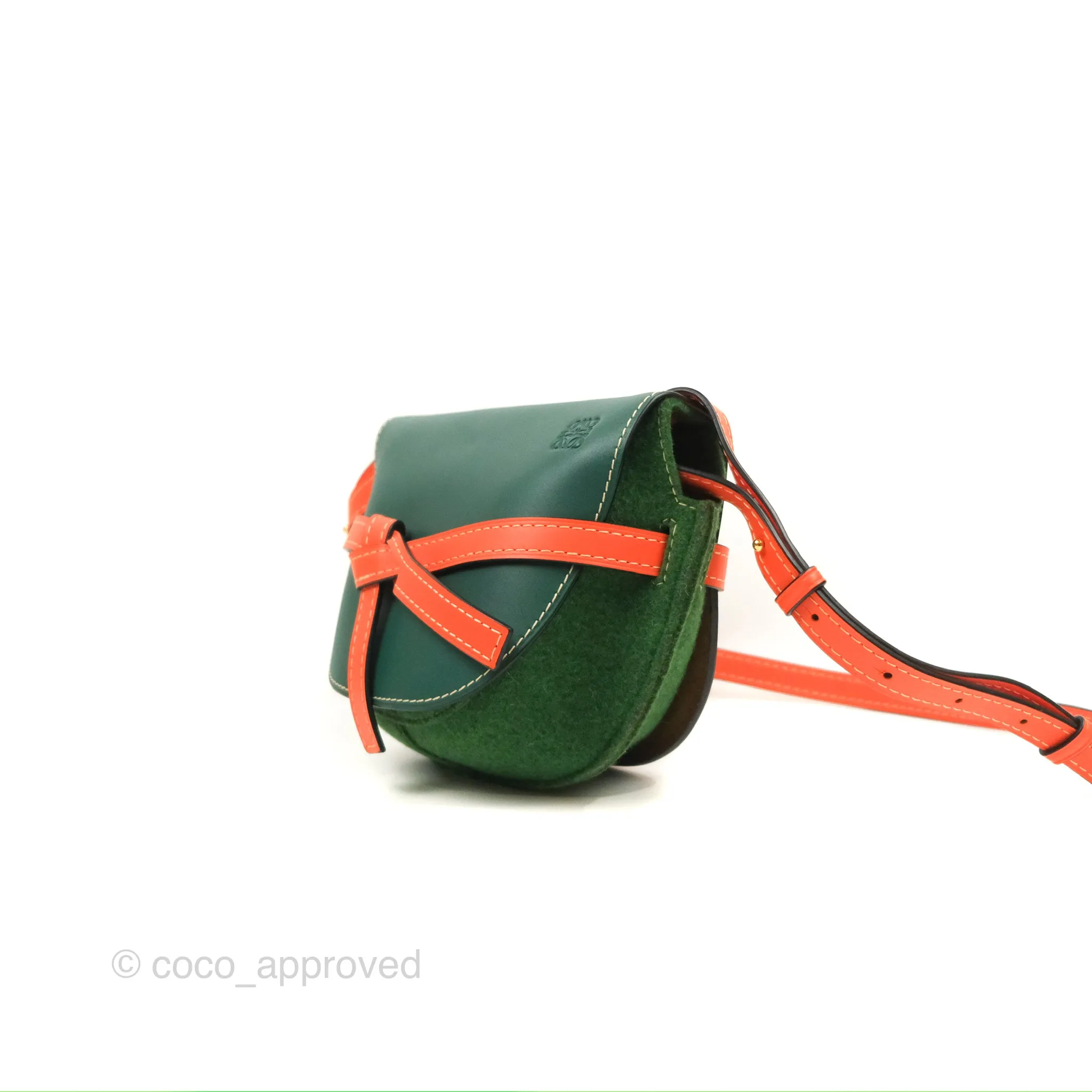 Loewe Small Gate Bag Smooth Calfskin in Green