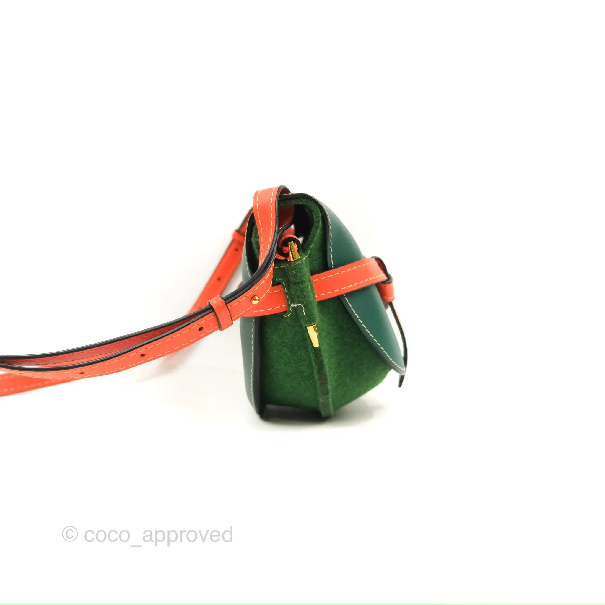 Loewe Small Gate Bag Smooth Calfskin in Green