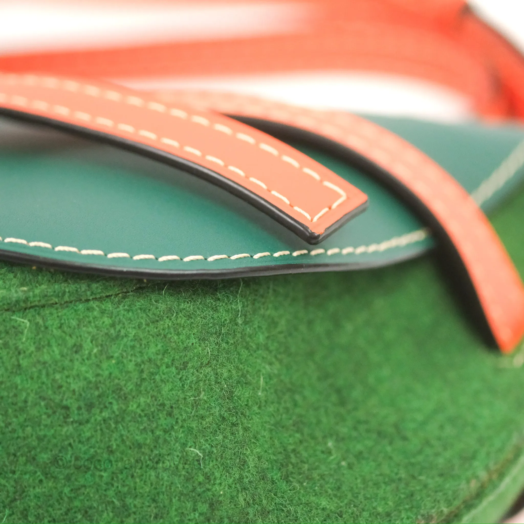 Loewe Small Gate Bag Smooth Calfskin in Green