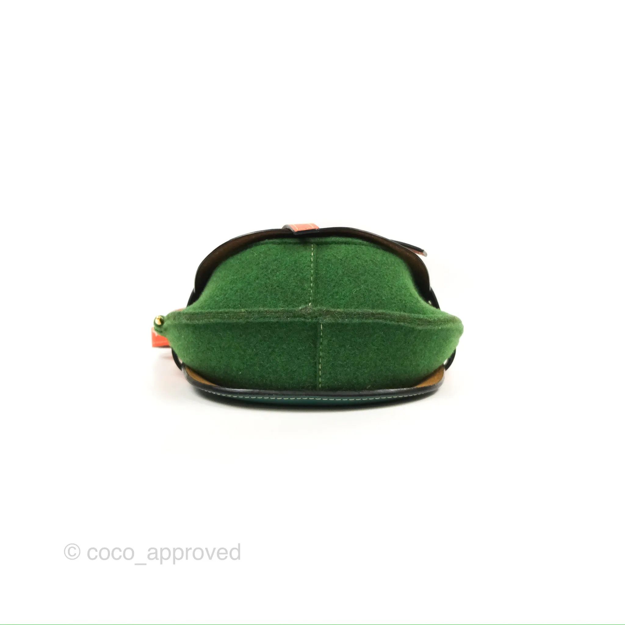 Loewe Small Gate Bag Smooth Calfskin in Green