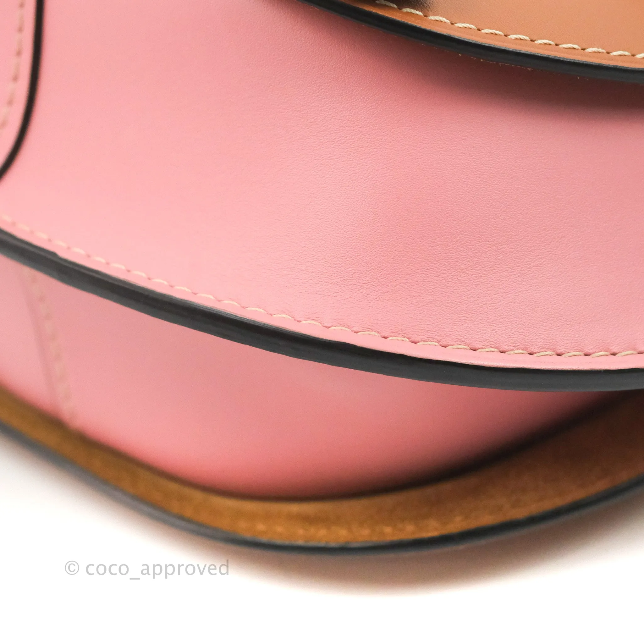Loewe Small Gate Bag Smooth Calfskin in Tan/Pink