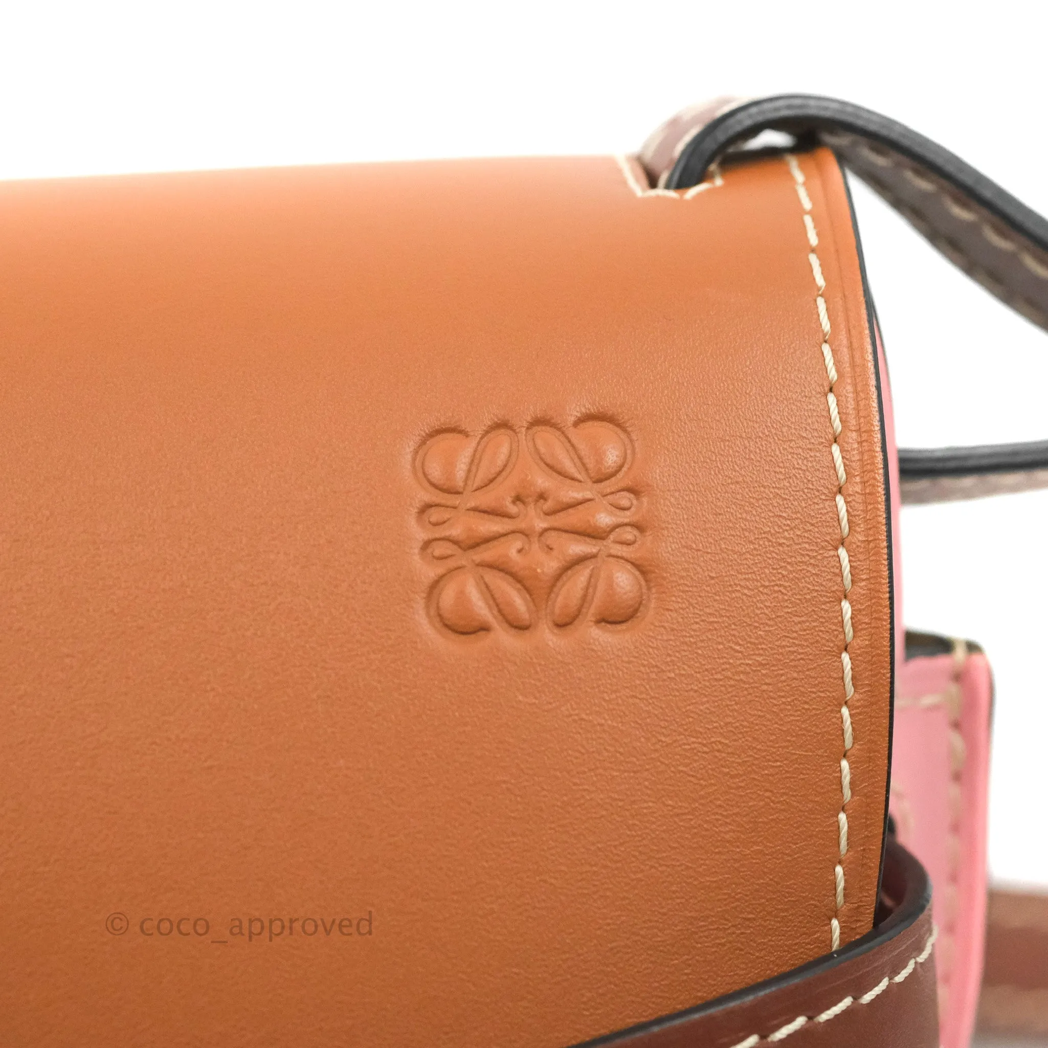 Loewe Small Gate Bag Smooth Calfskin in Tan/Pink