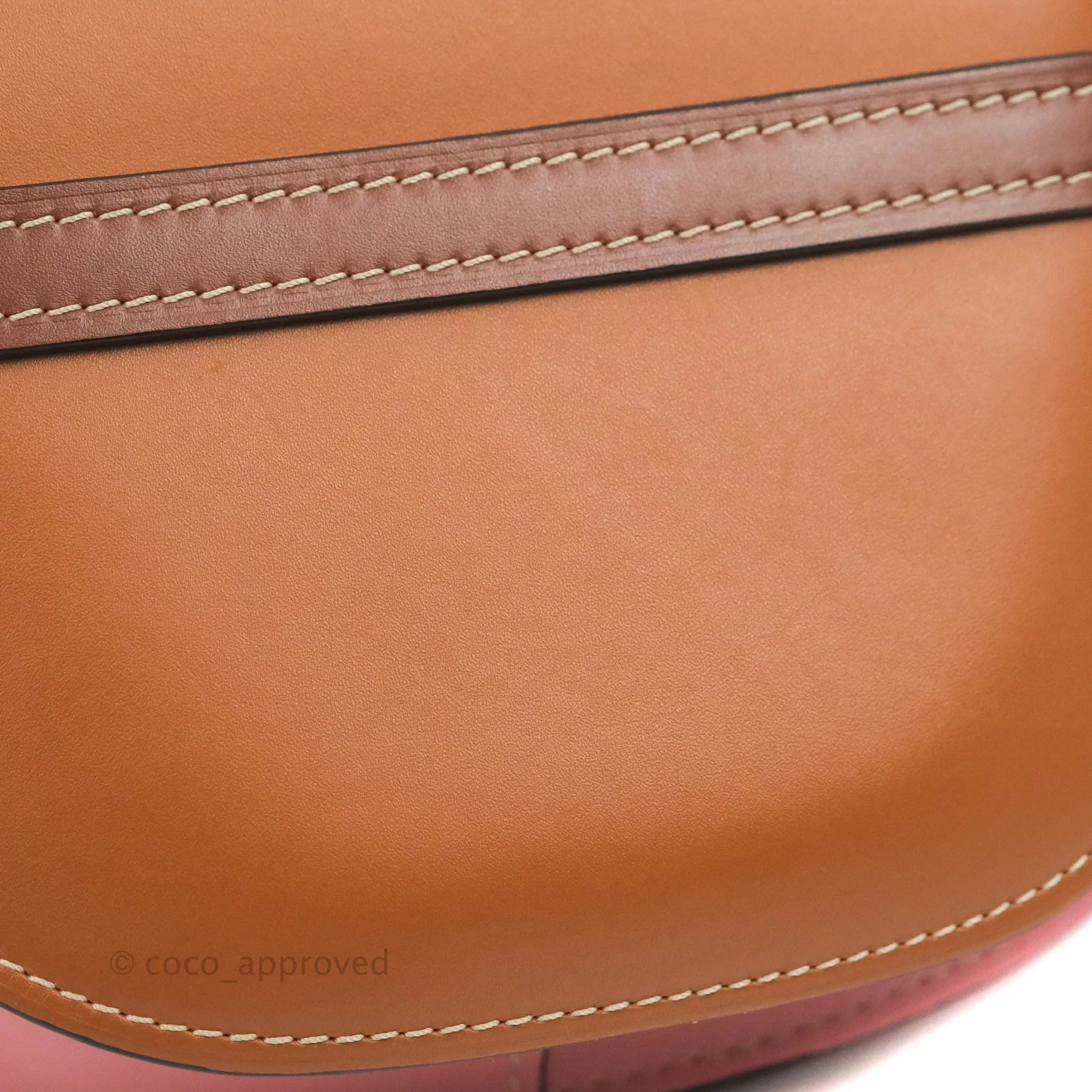 Loewe Small Gate Bag Smooth Calfskin in Tan/Pink