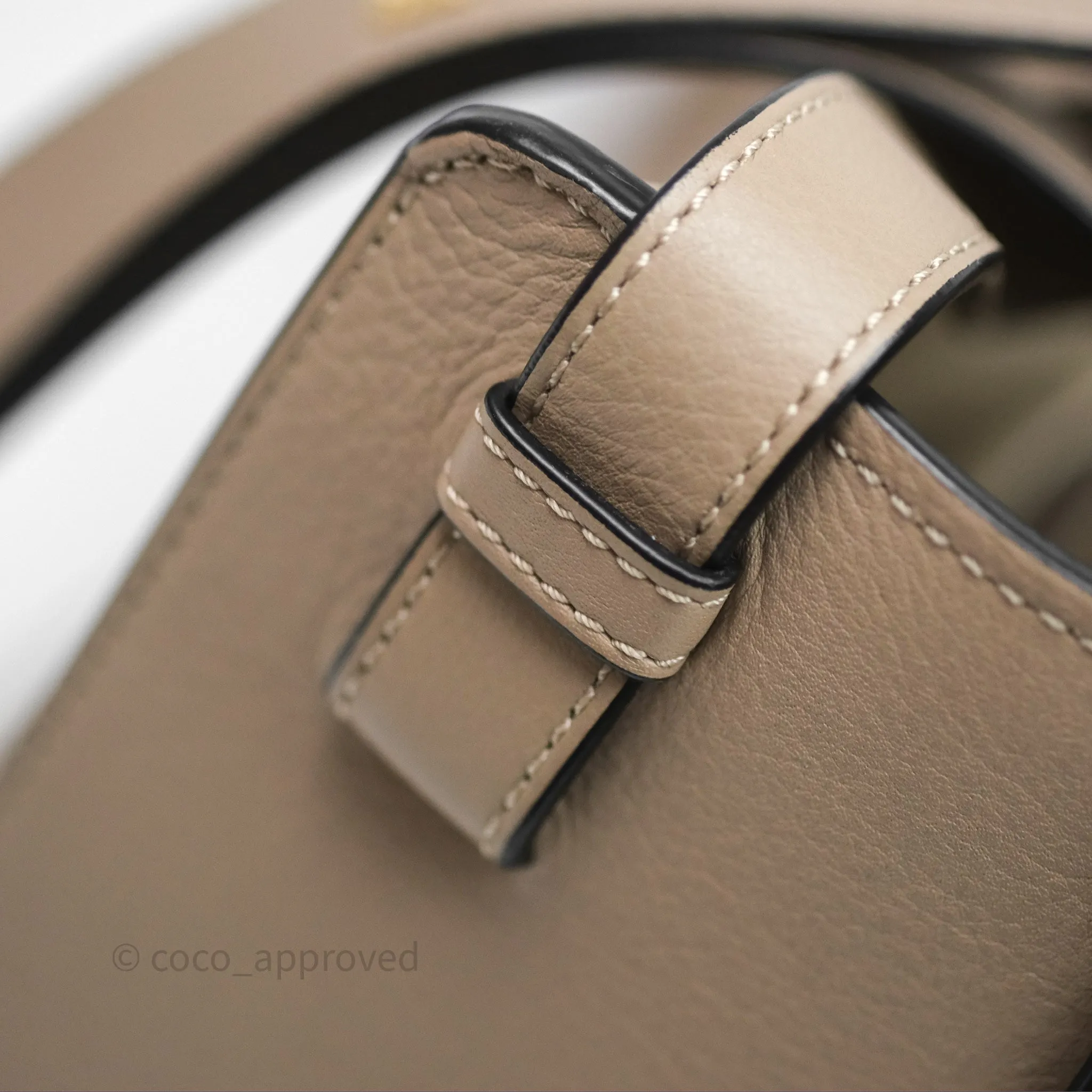Loewe Small Hammock Shoulder Bag Calfskin Sand