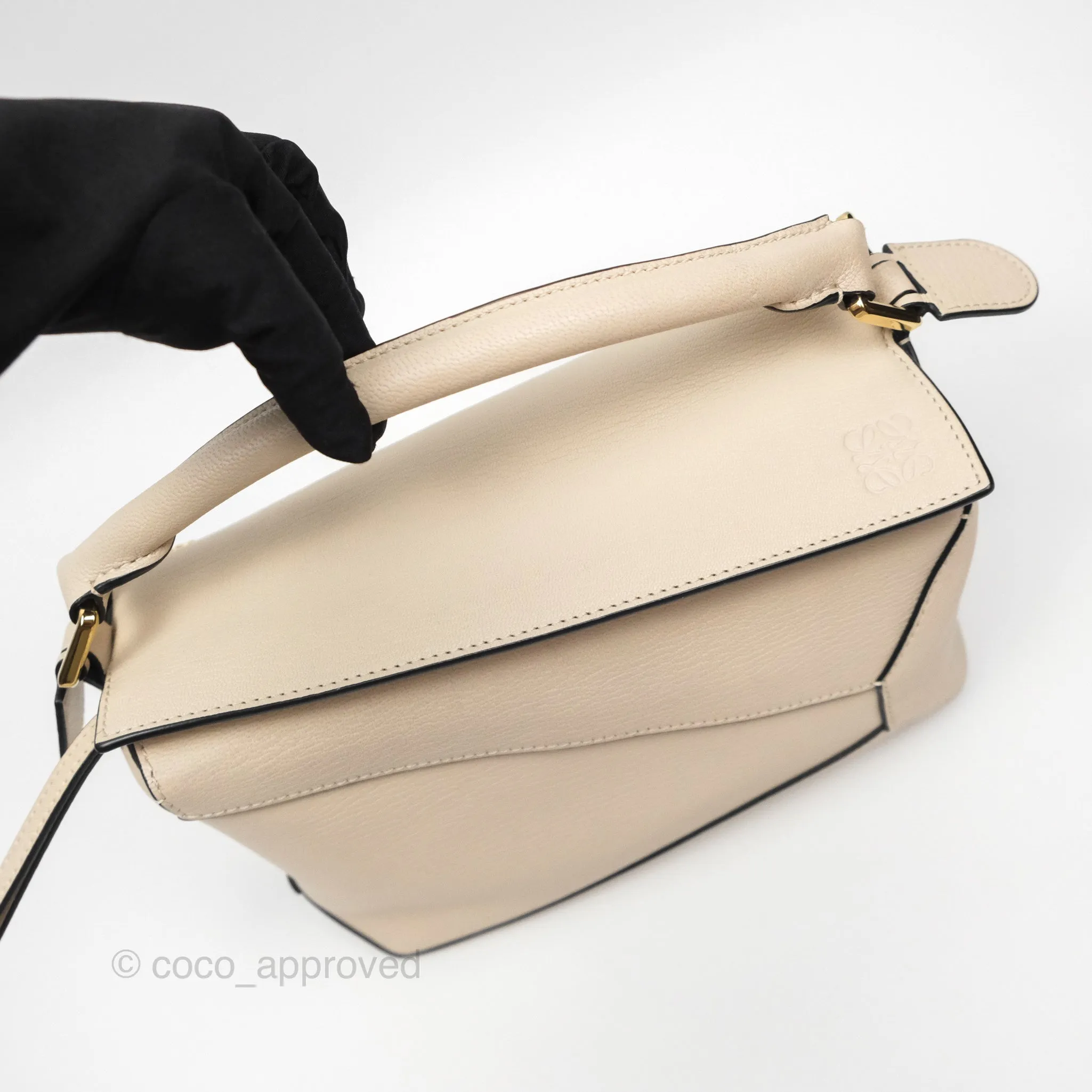 Loewe Small Puzzle Bag Beige Calfskin Gold Hardware
