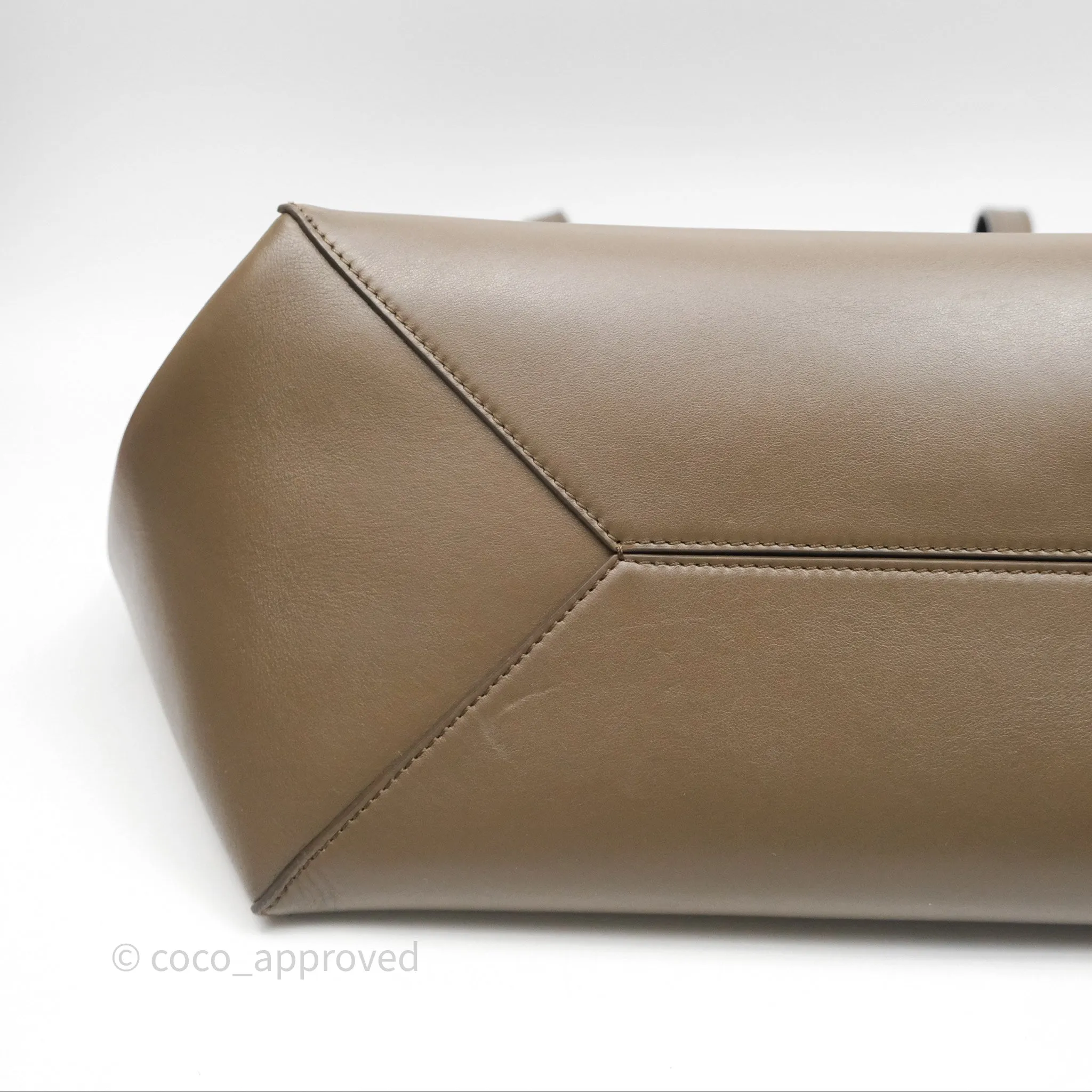 Loewe XL Puzzle Fold Tote In Shiny Calfskin Umber