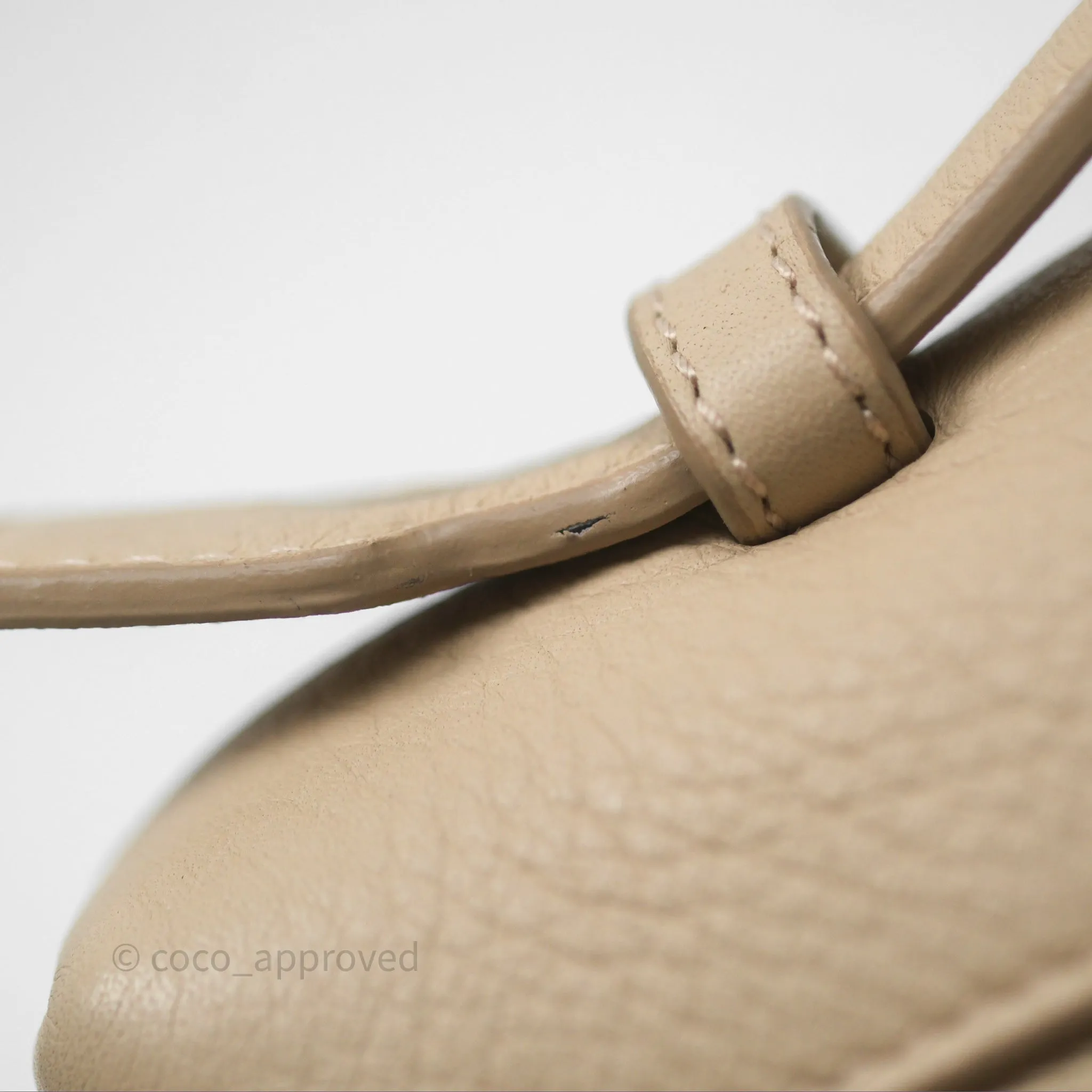 Loro Piana Extra Pocket L19 Cream Grained Calfskin Gold Hardware