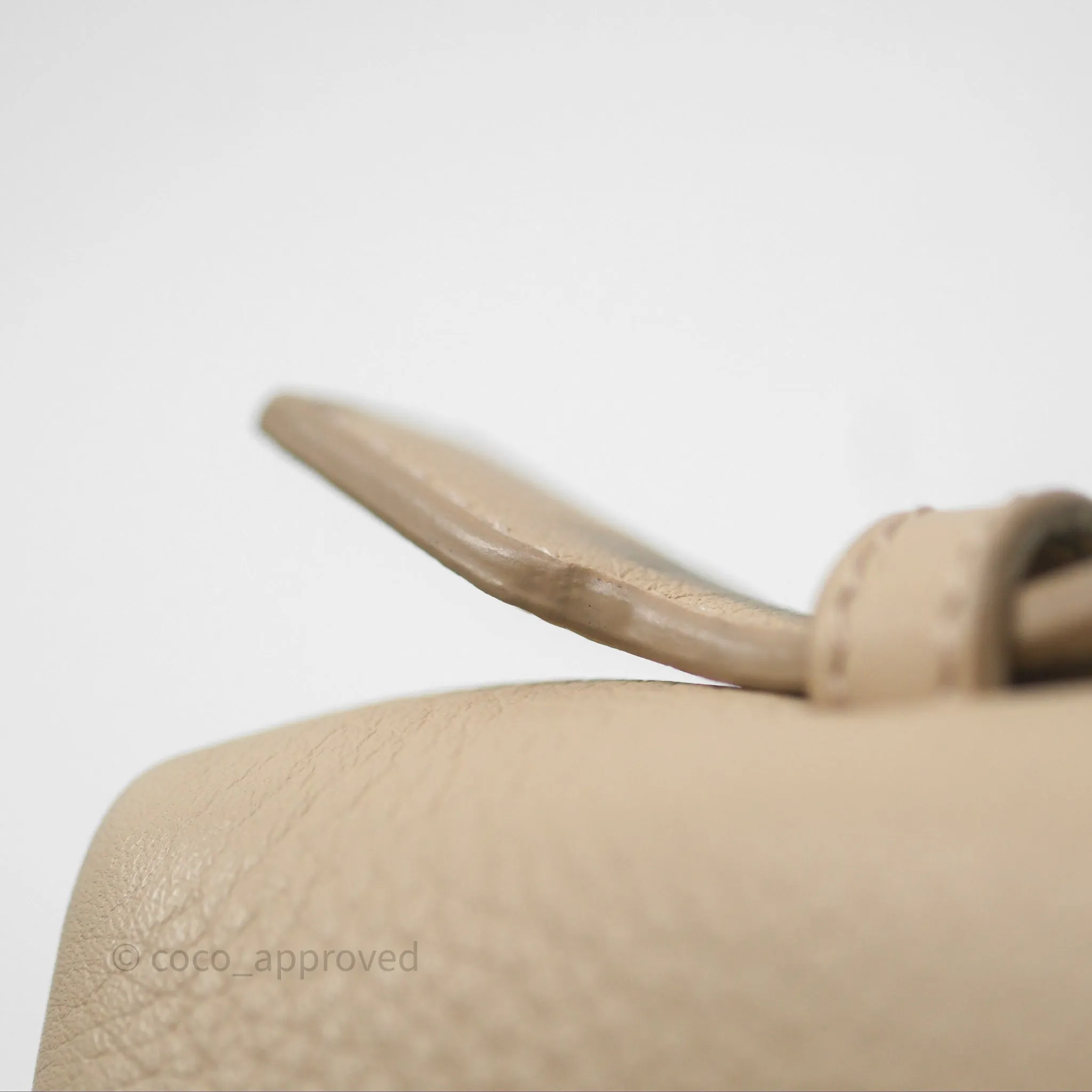 Loro Piana Extra Pocket L19 Cream Grained Calfskin Gold Hardware