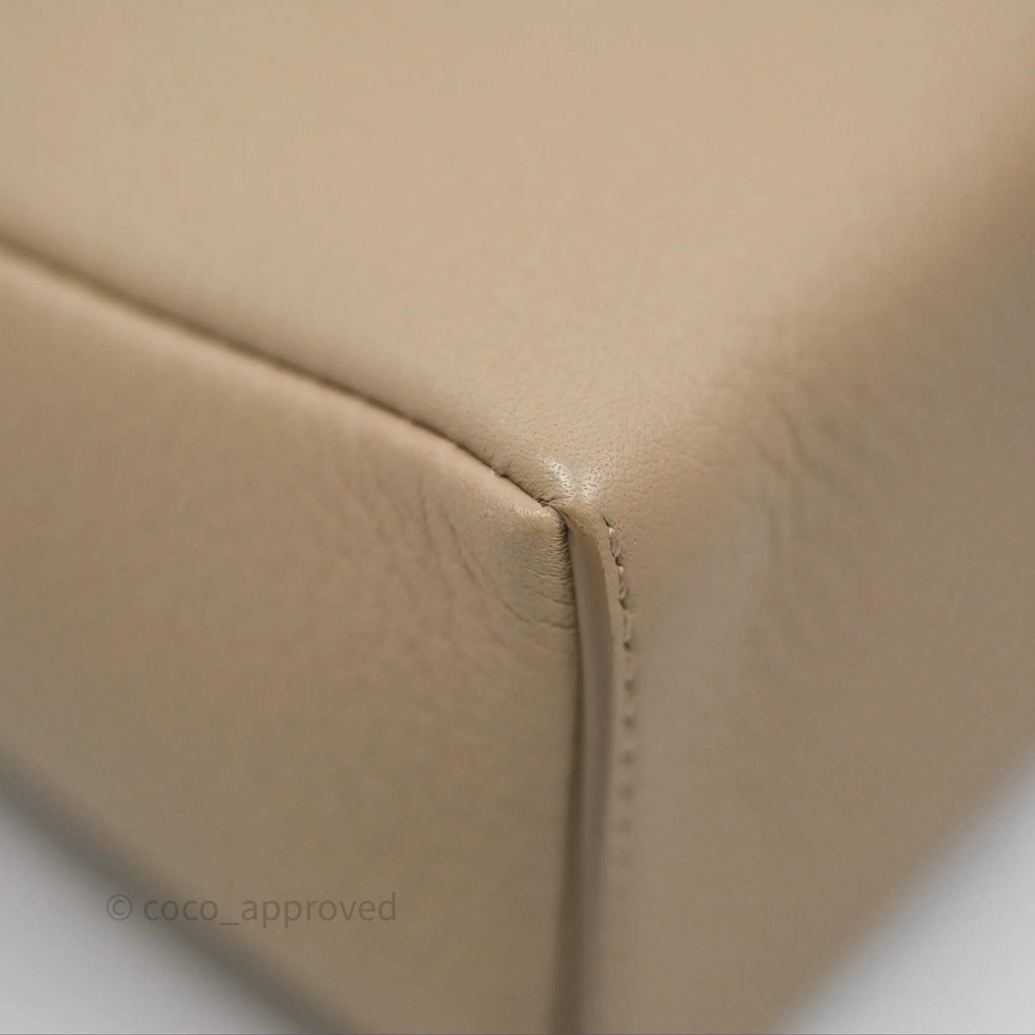 Loro Piana Extra Pocket L19 Cream Grained Calfskin Gold Hardware