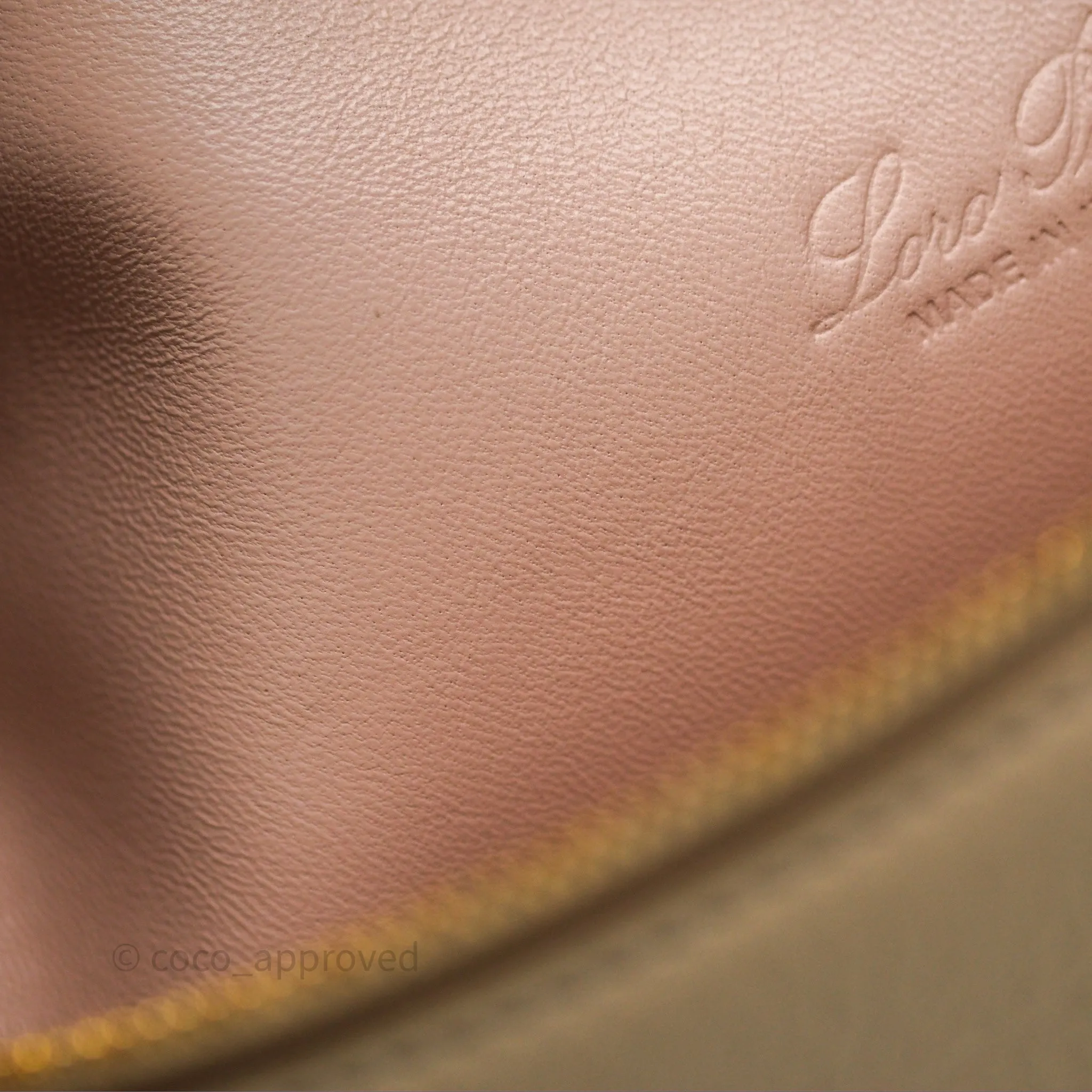 Loro Piana Extra Pocket L19 Cream Grained Calfskin Gold Hardware
