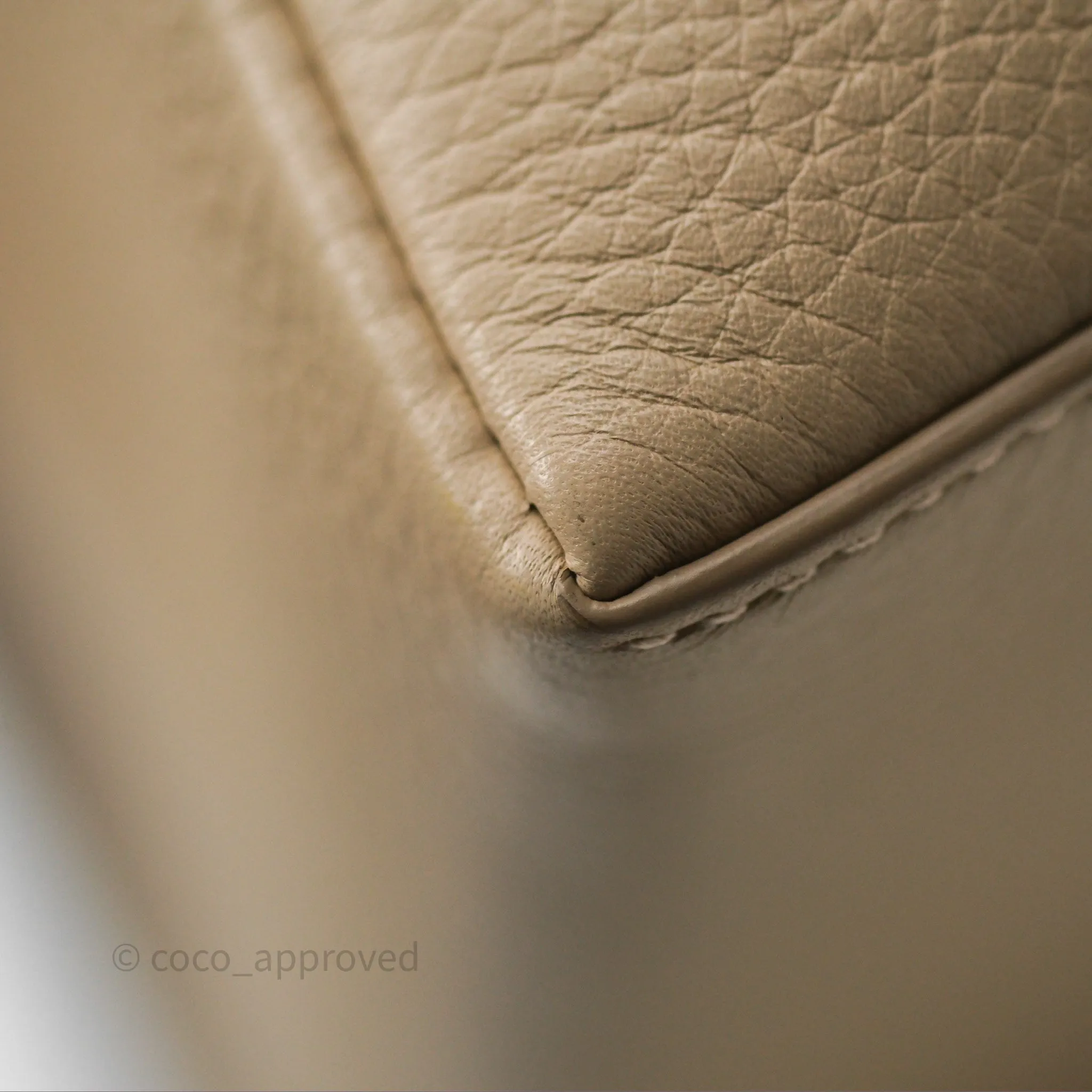 Loro Piana Extra Pocket L19 Cream Grained Calfskin Gold Hardware