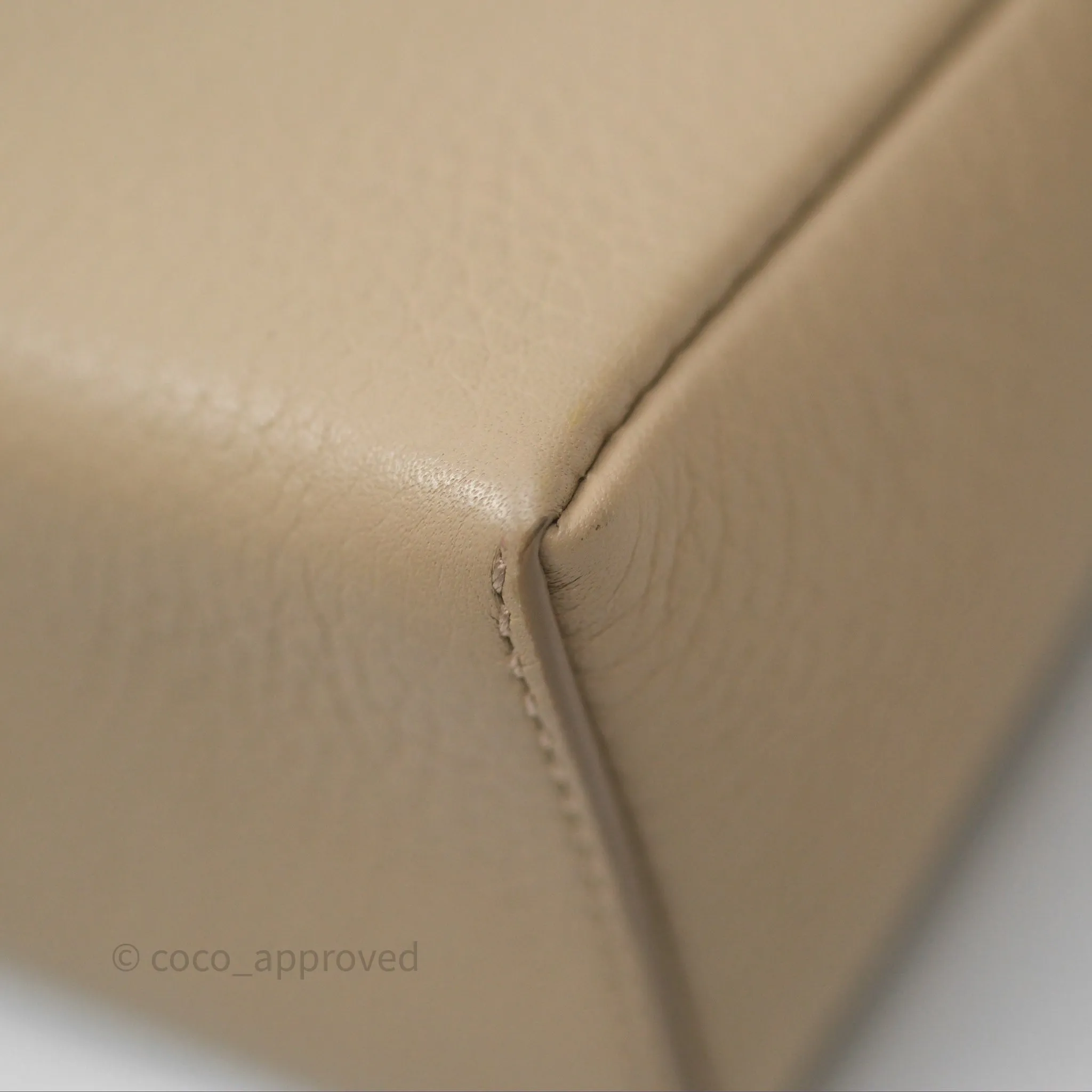 Loro Piana Extra Pocket L19 Cream Grained Calfskin Gold Hardware