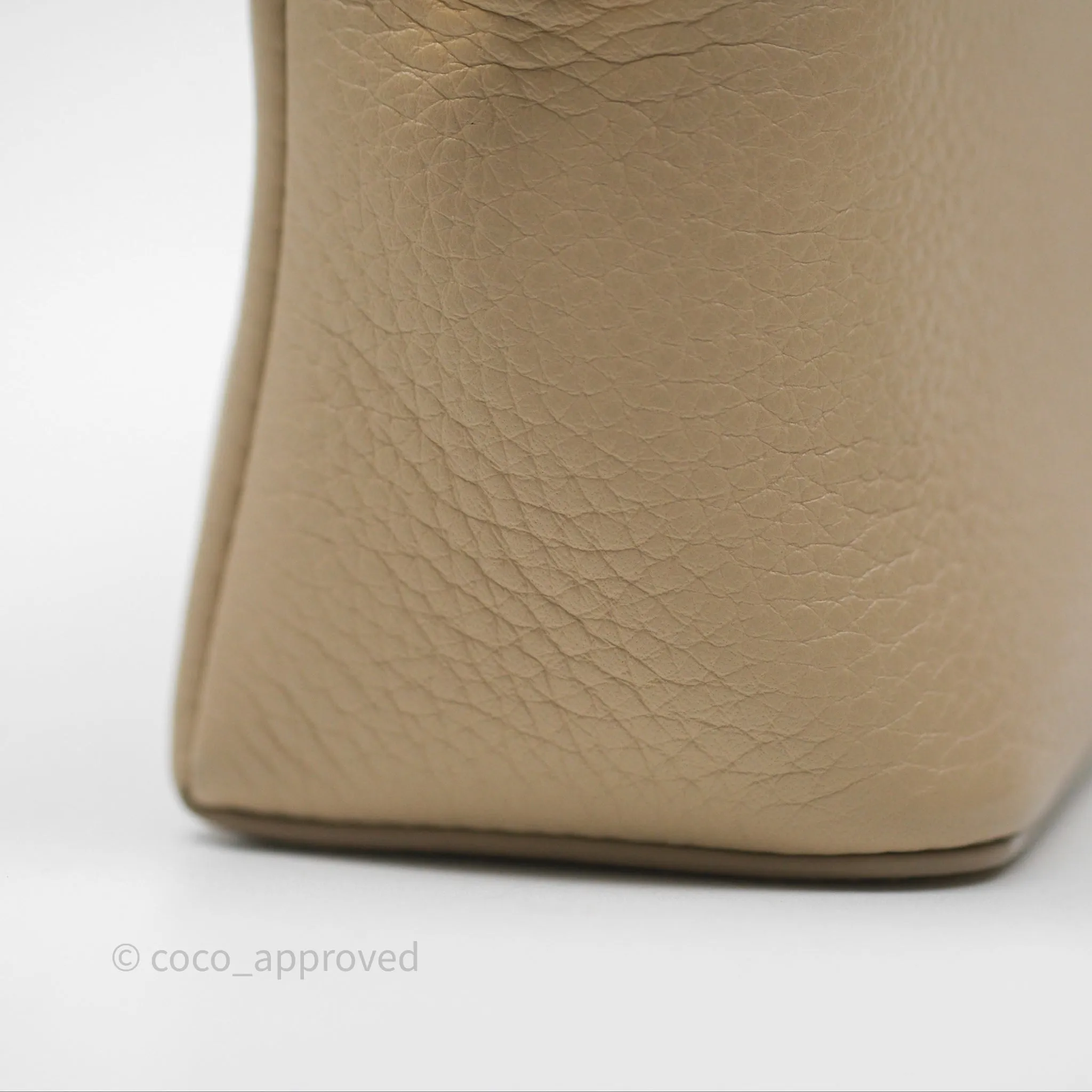 Loro Piana Extra Pocket L19 Cream Grained Calfskin Gold Hardware