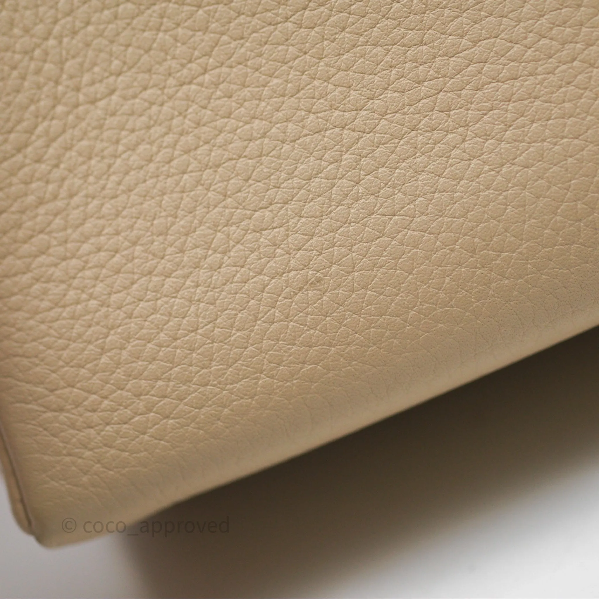 Loro Piana Extra Pocket L19 Cream Grained Calfskin Gold Hardware