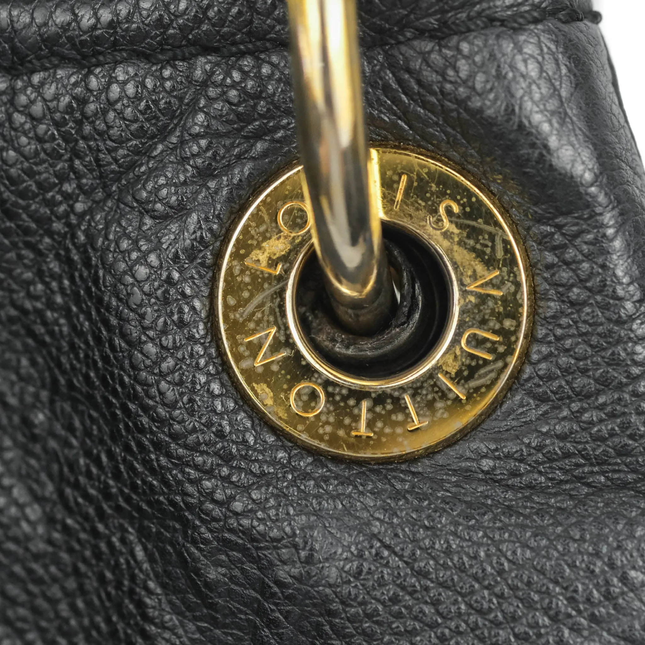 Louis Vuitton Artsy Monogram Empreinte MM Black