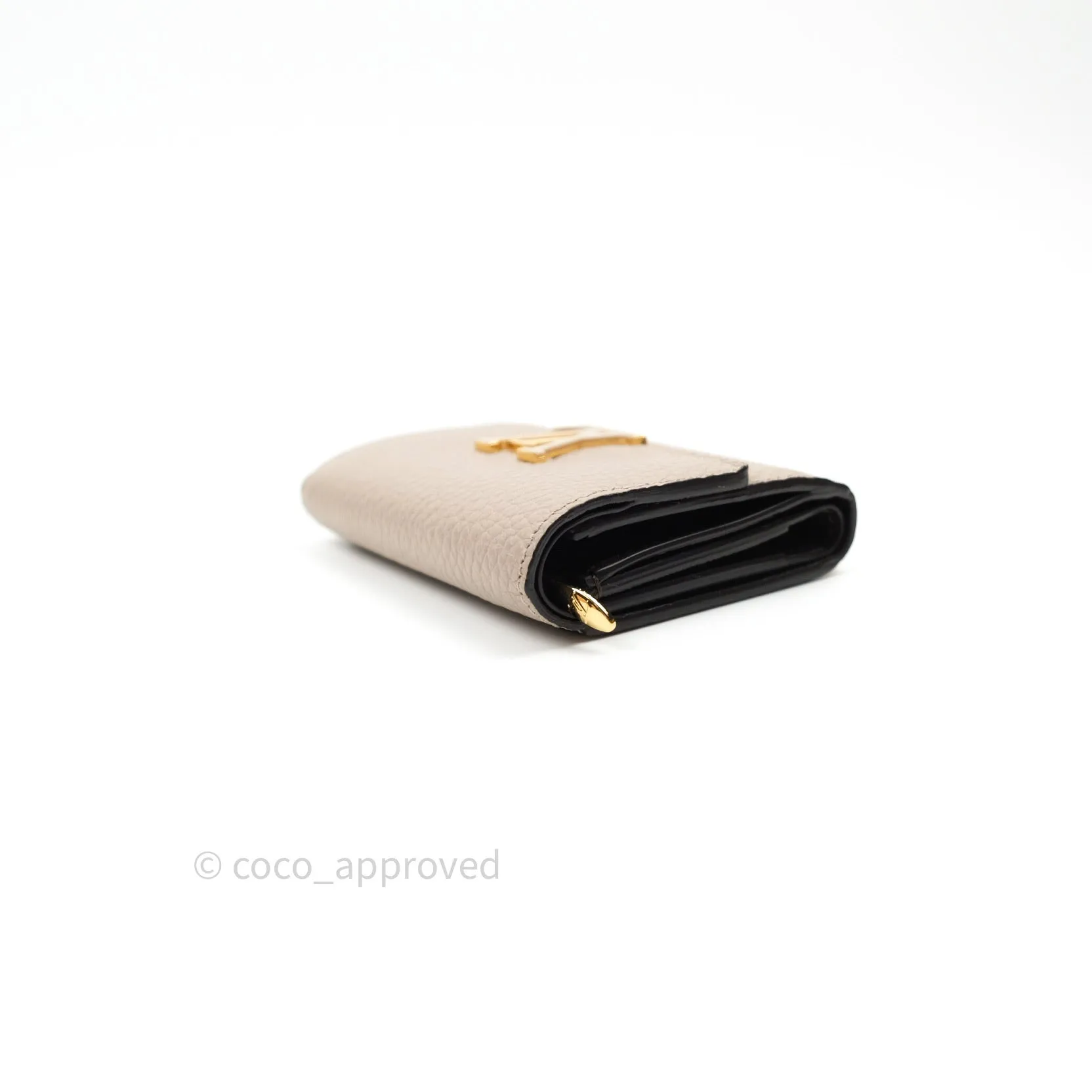 Louis Vuitton Capucines Mini Wallet