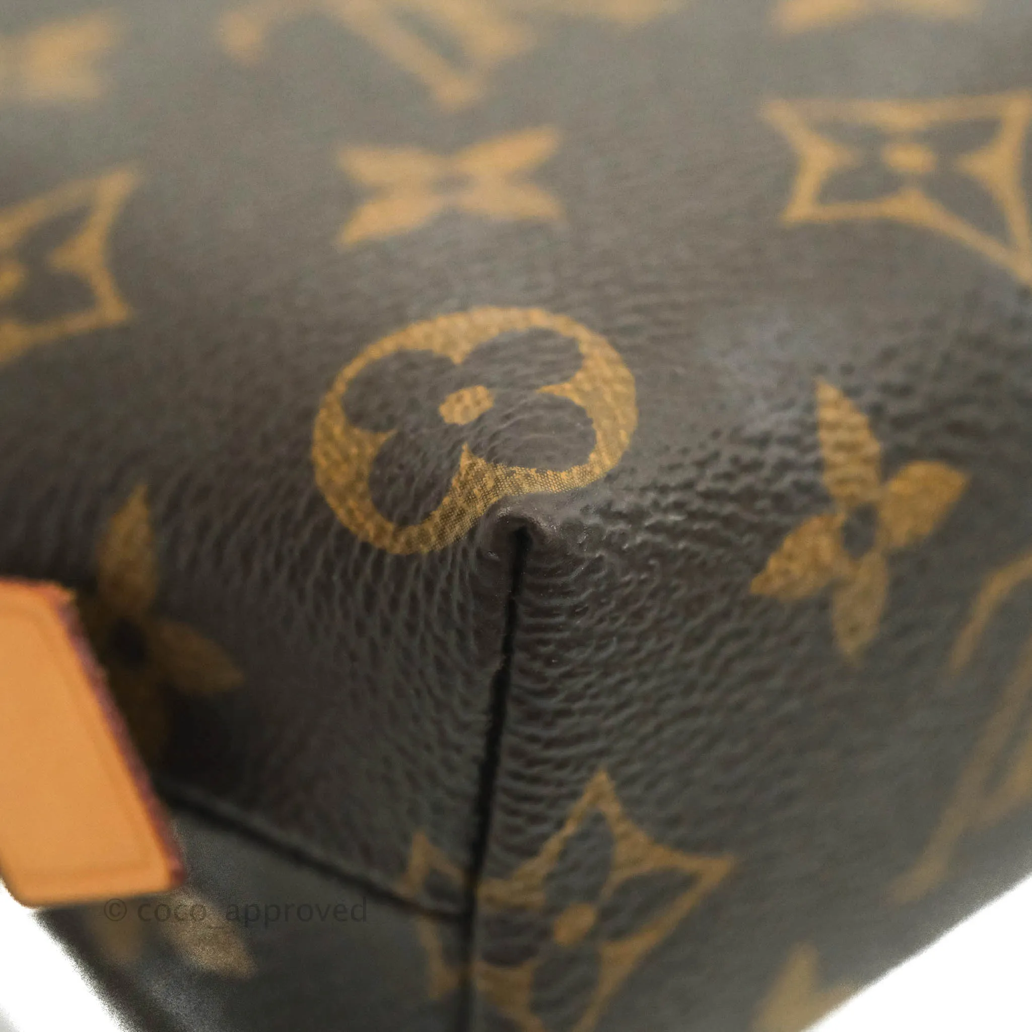 Louis Vuitton Cosmetic Pouch Monogram Canvas