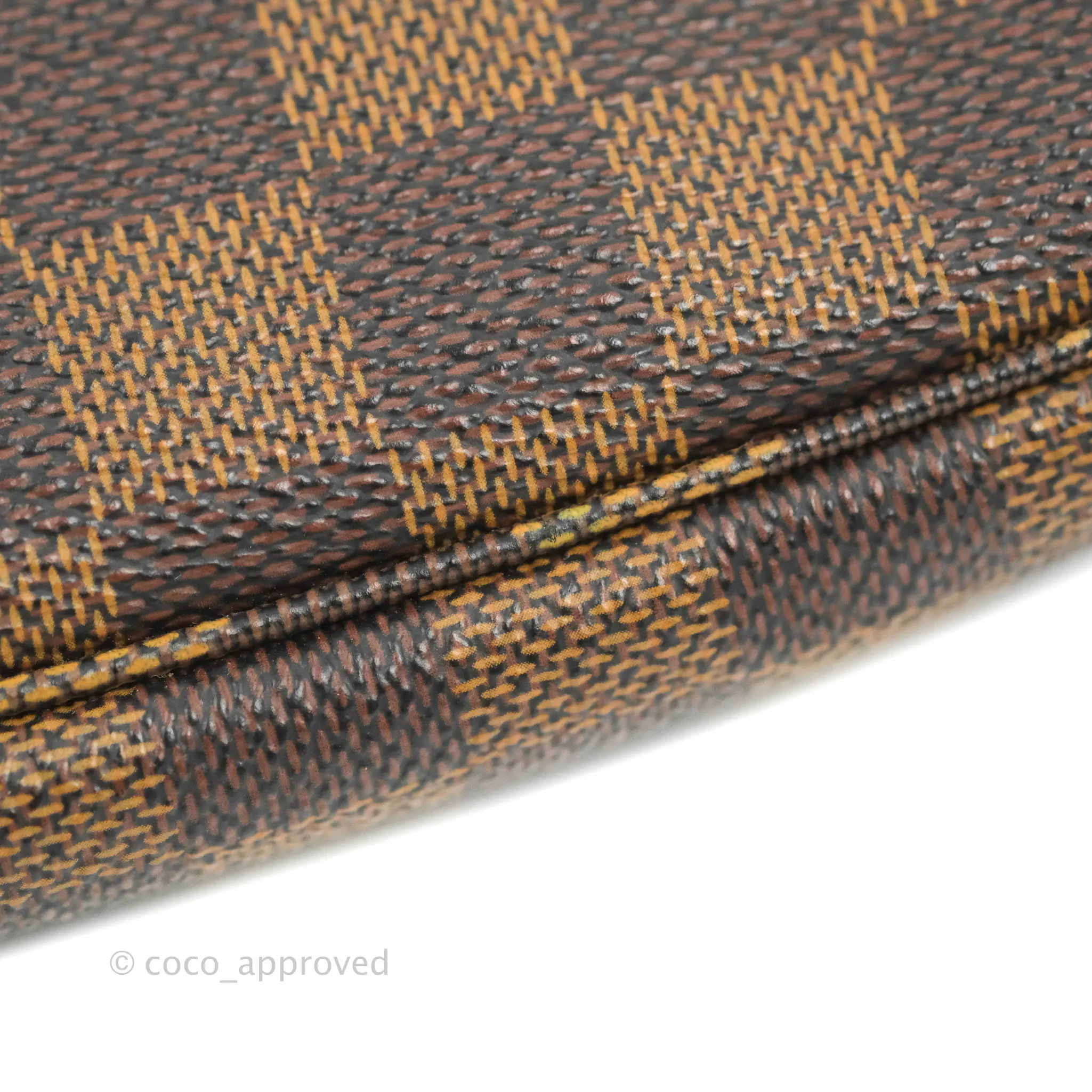 Louis Vuitton Damier Ebene Pochette