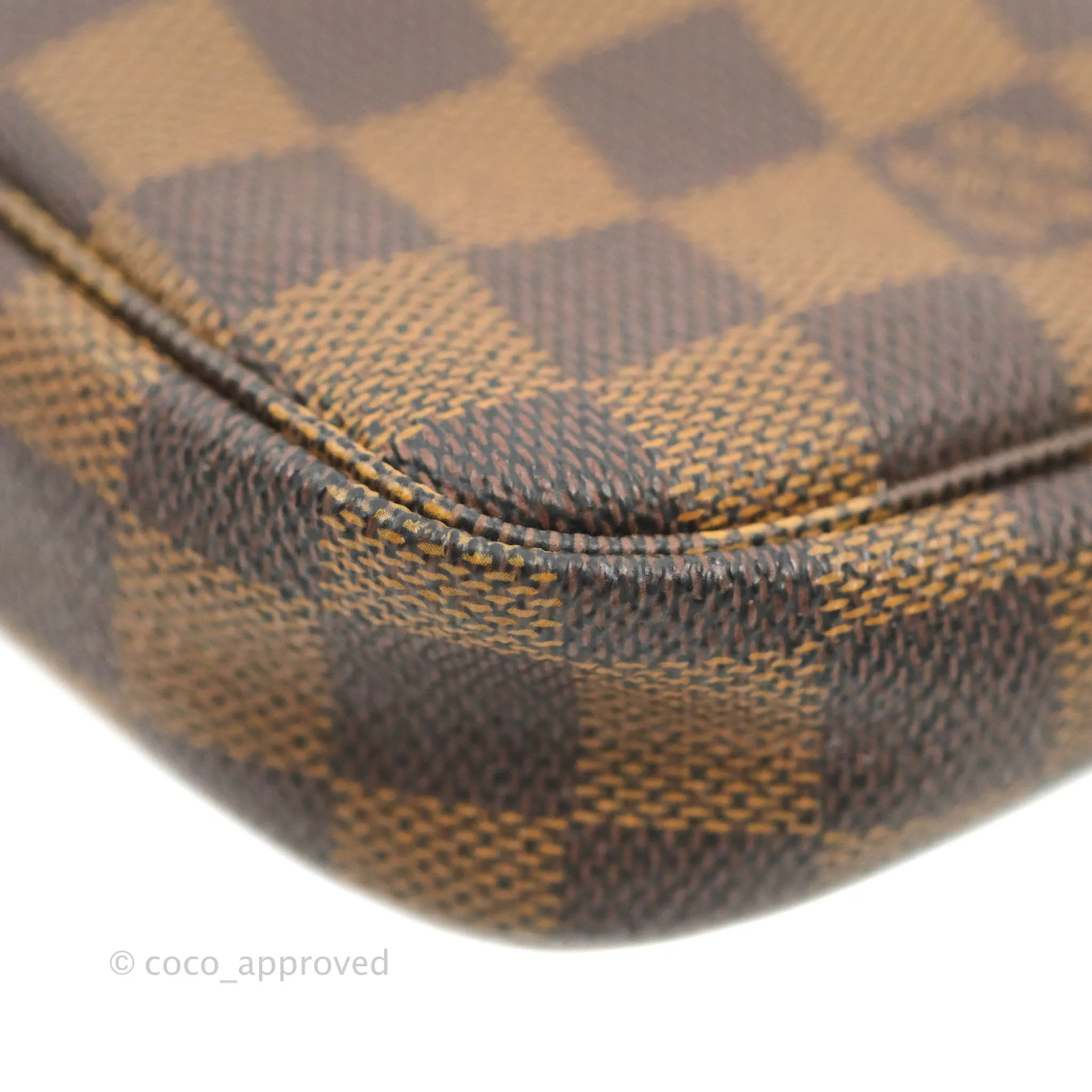 Louis Vuitton Damier Ebene Pochette