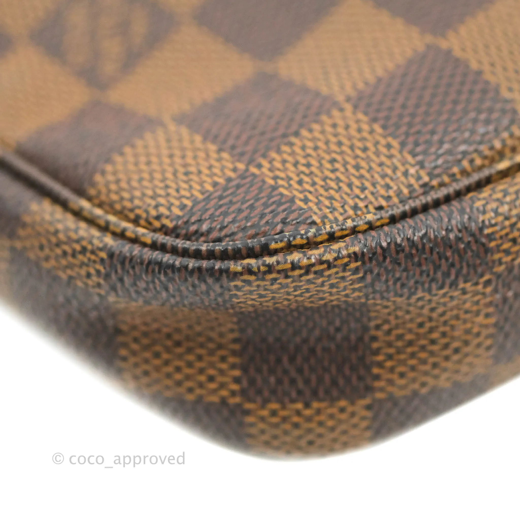 Louis Vuitton Damier Ebene Pochette