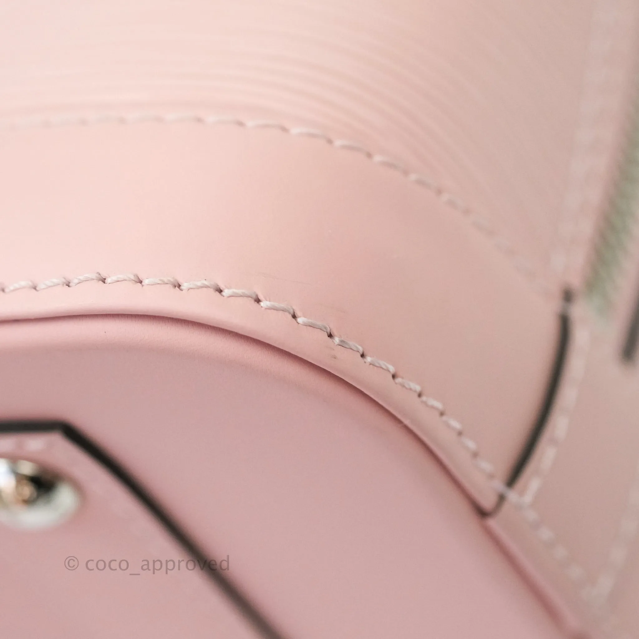 Louis Vuitton Epi Alma BB Pink