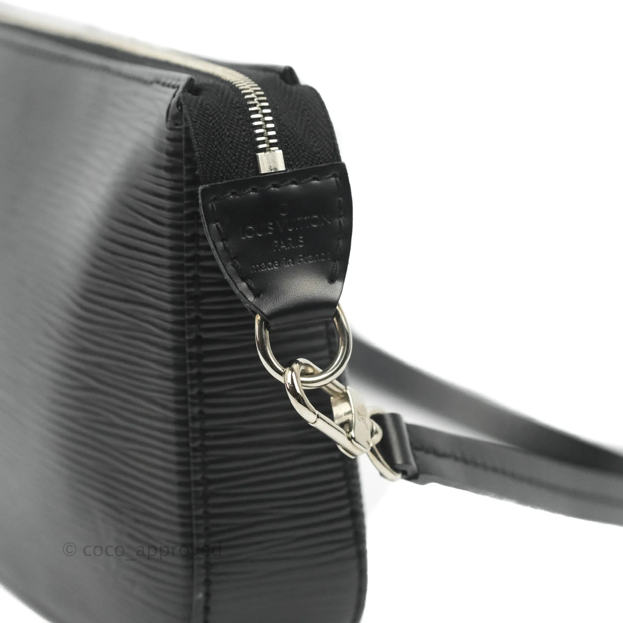 Louis Vuitton Epi Pochette Accessories NM Black