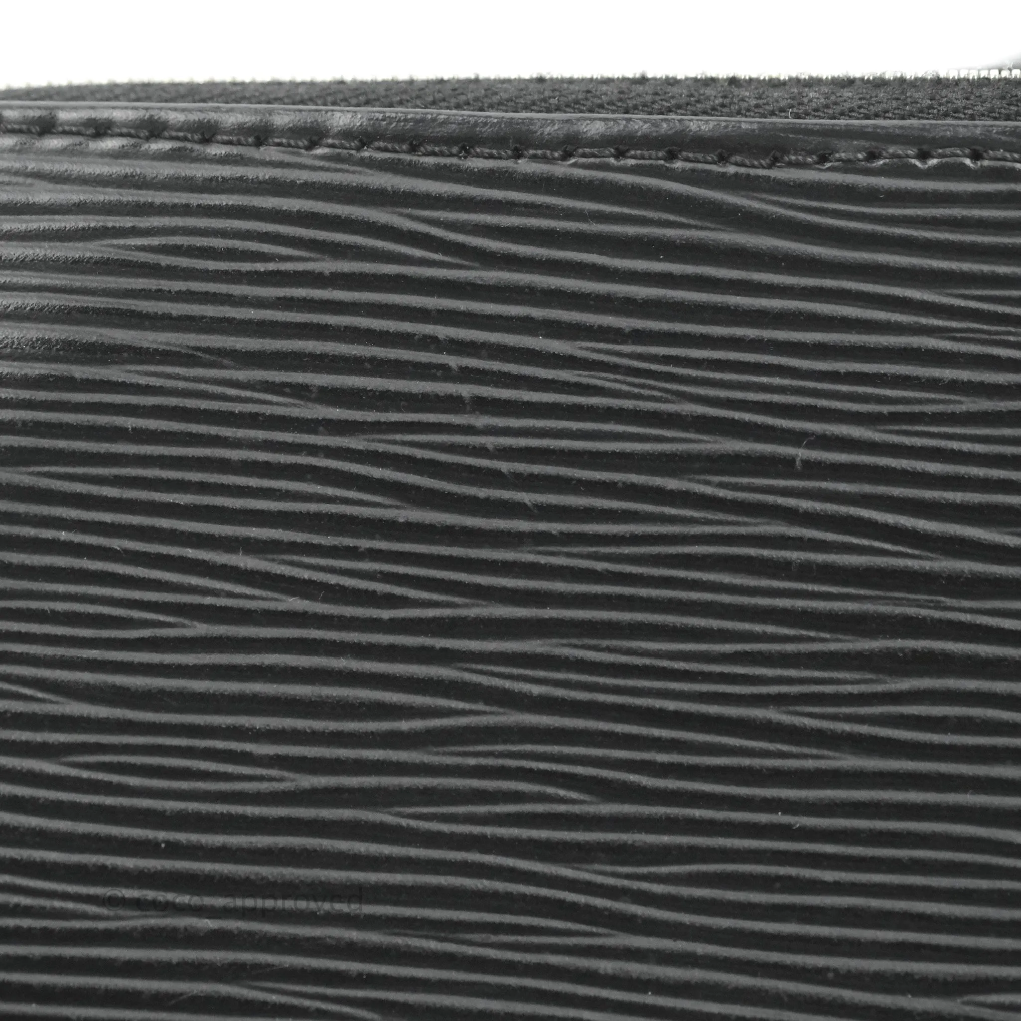 Louis Vuitton Epi Pochette Accessories NM Black