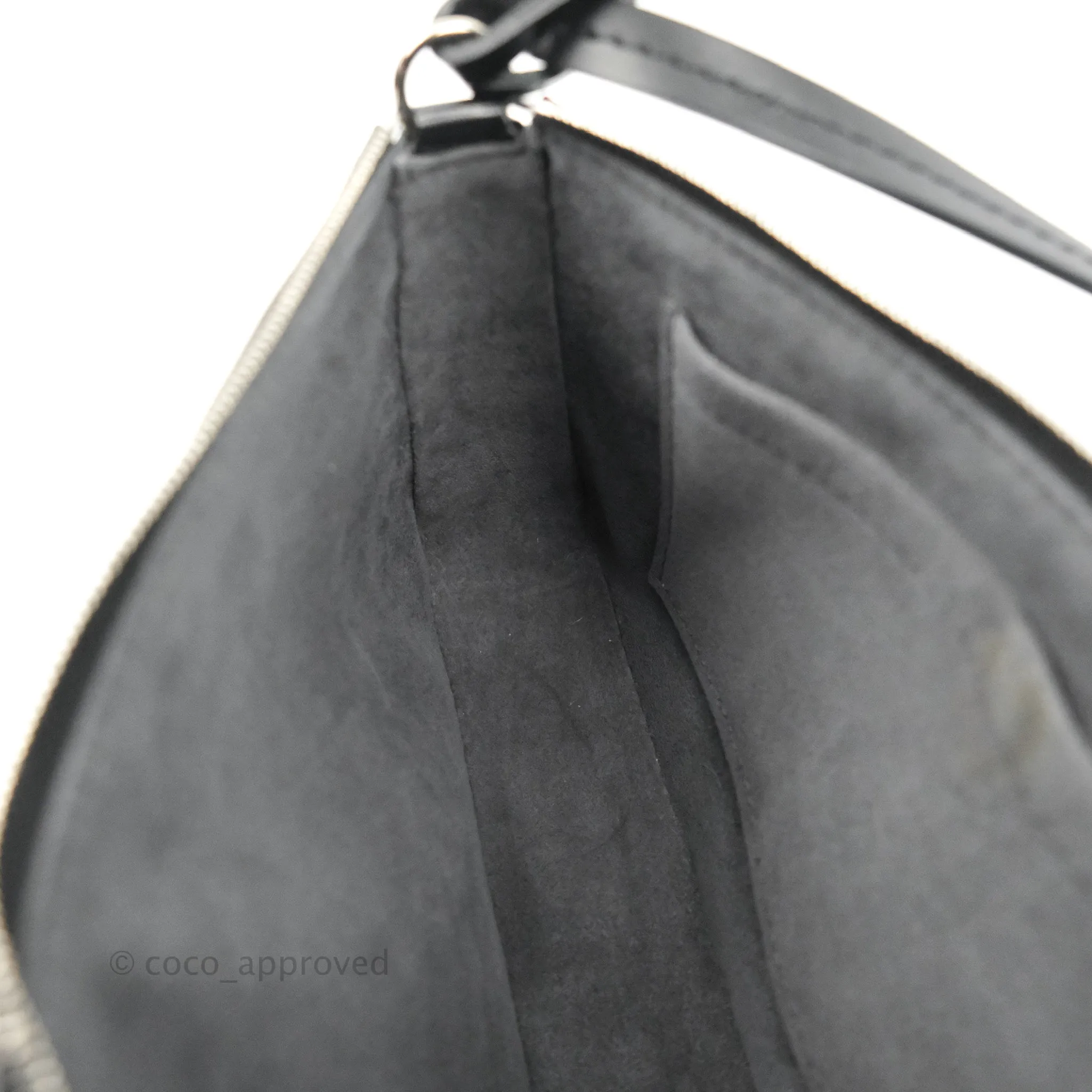 Louis Vuitton Epi Pochette Accessories NM Black