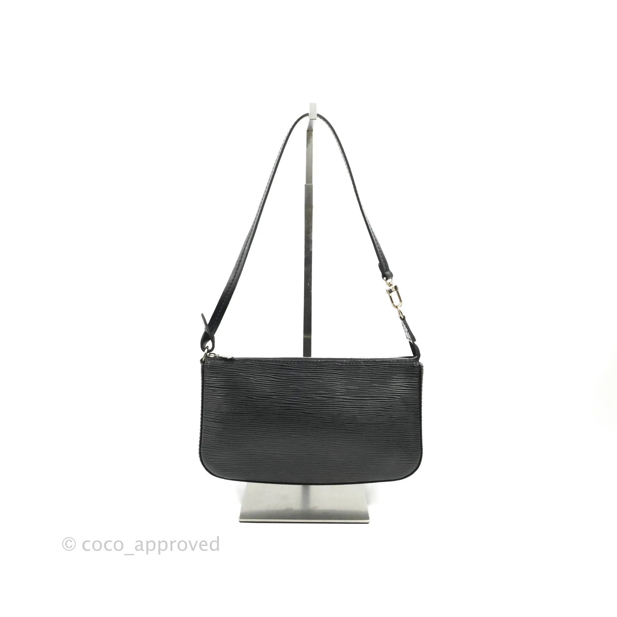 Louis Vuitton Epi Pochette Accessories NM Black