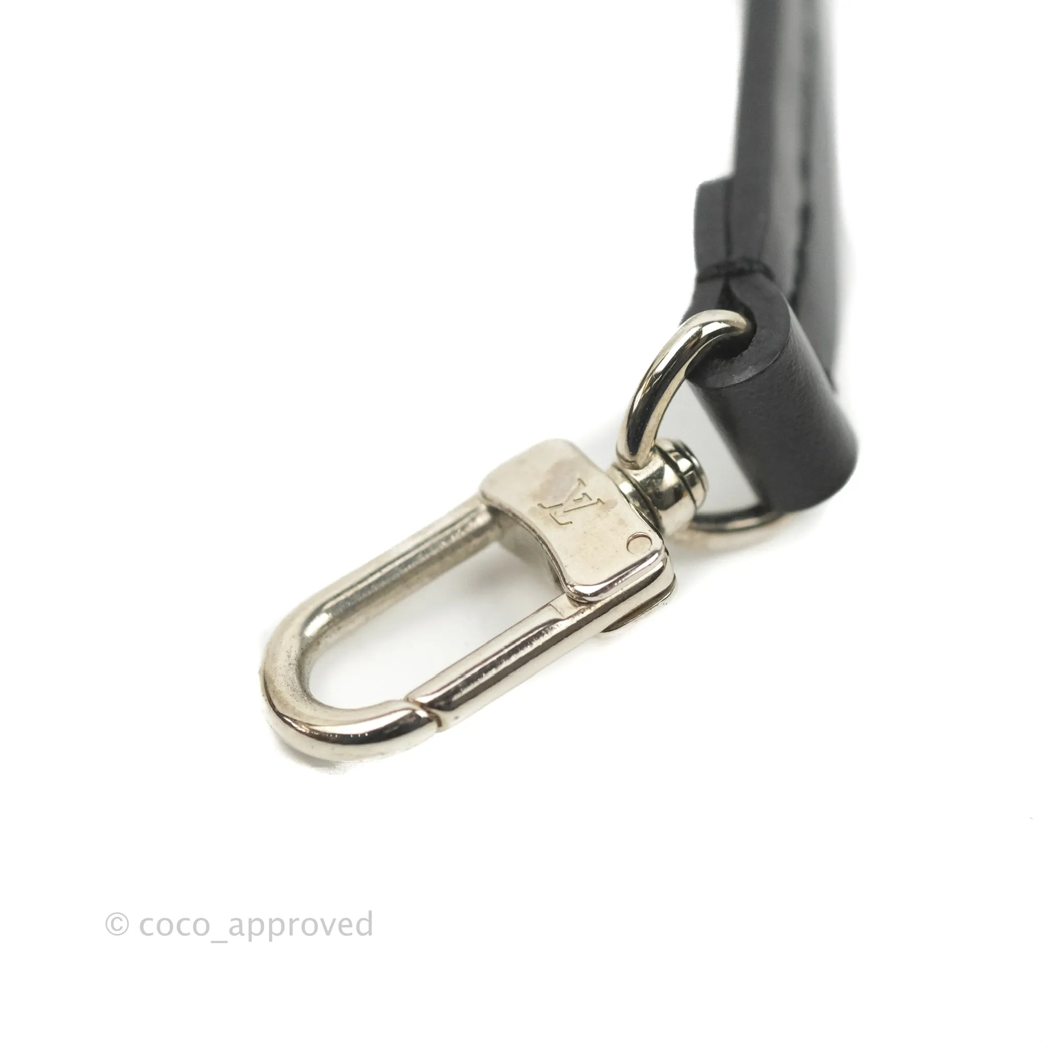 Louis Vuitton Epi Pochette Accessories NM Black