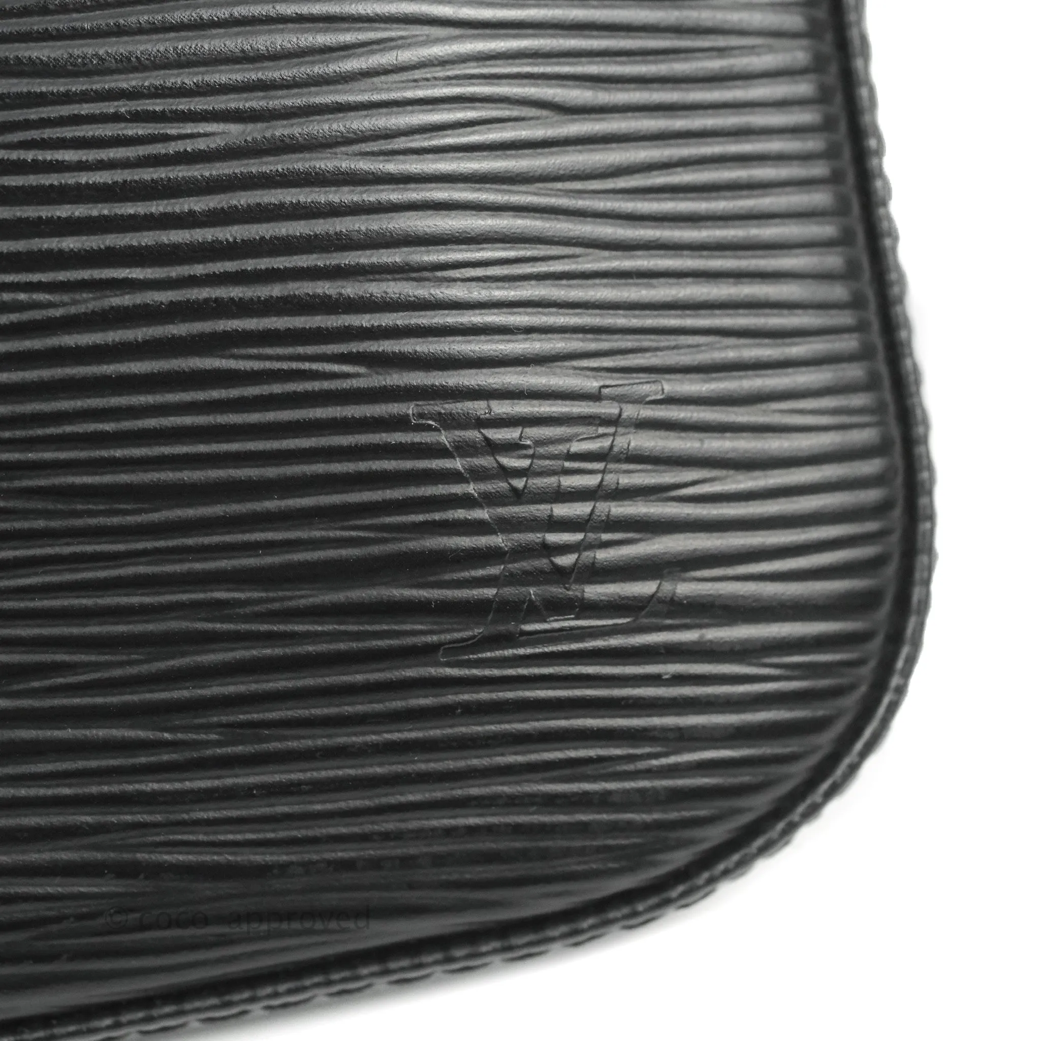 Louis Vuitton Epi Pochette Accessories NM Black