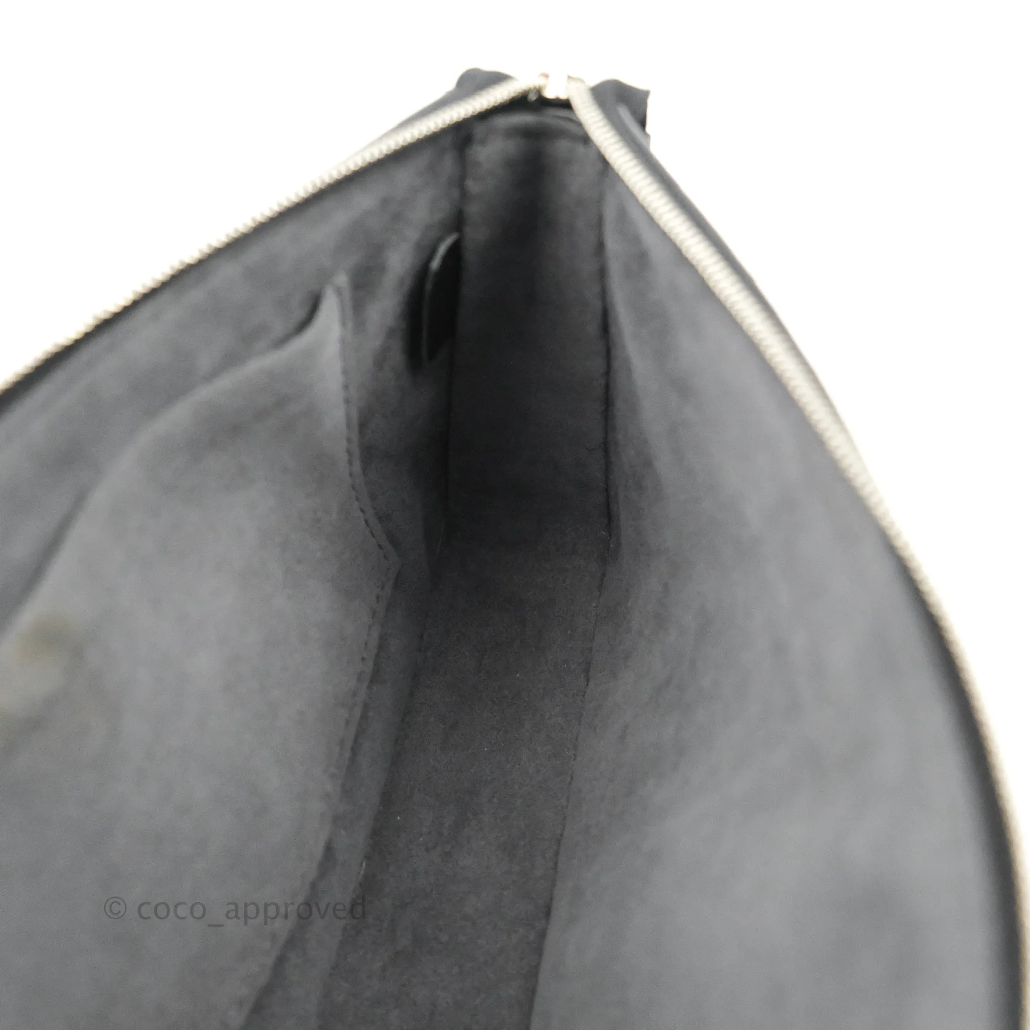 Louis Vuitton Epi Pochette Accessories NM Black