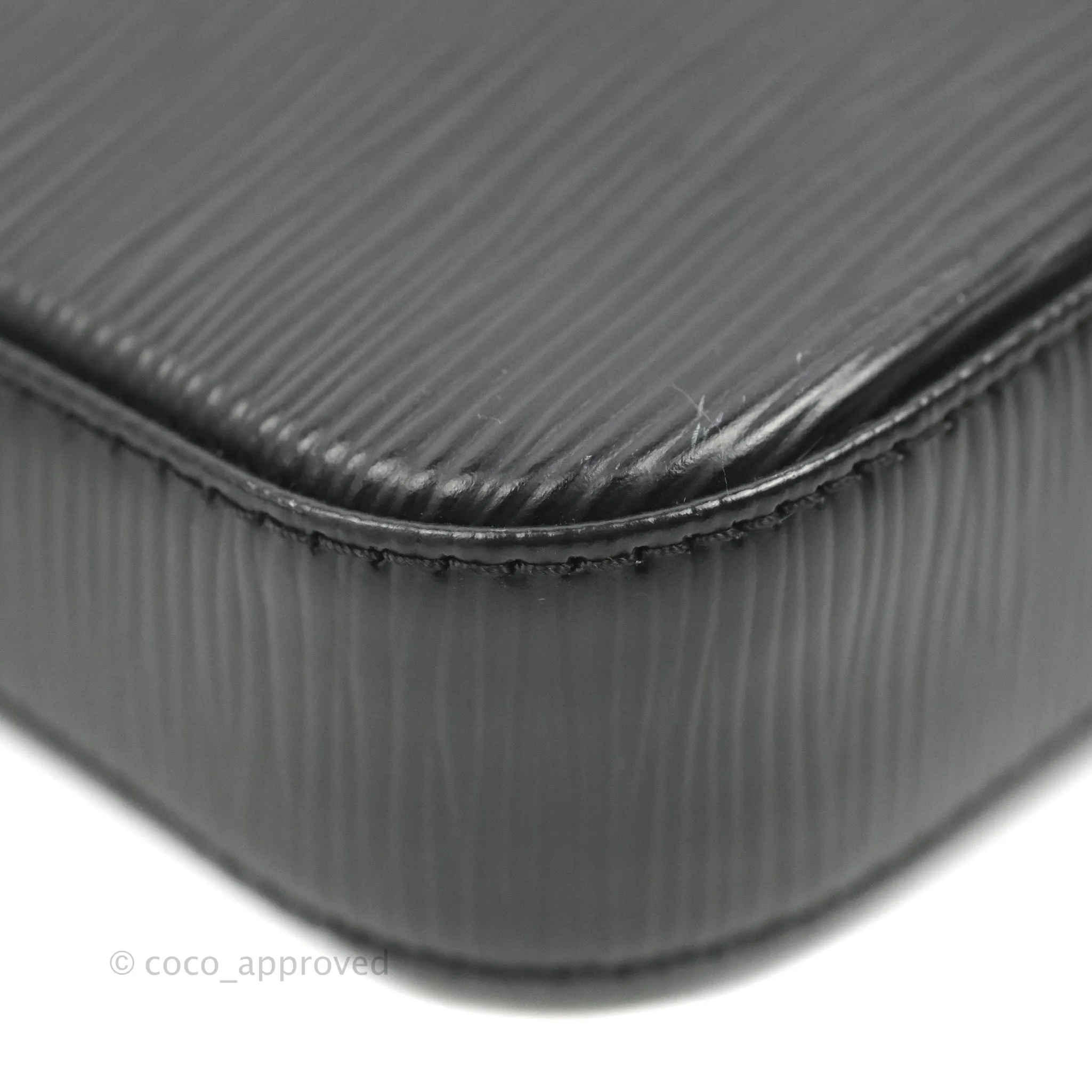 Louis Vuitton Epi Pochette Accessories NM Black