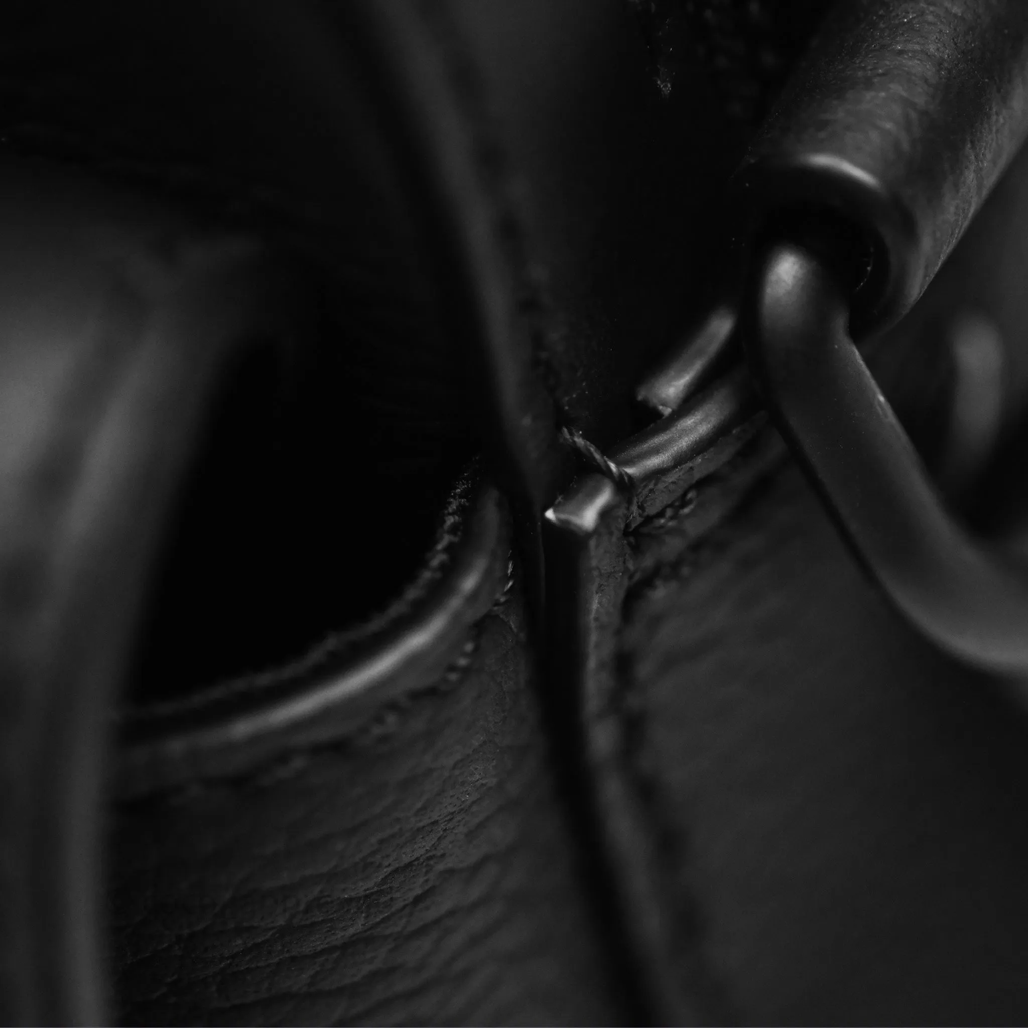 Louis Vuitton Fastline Messenger Black
