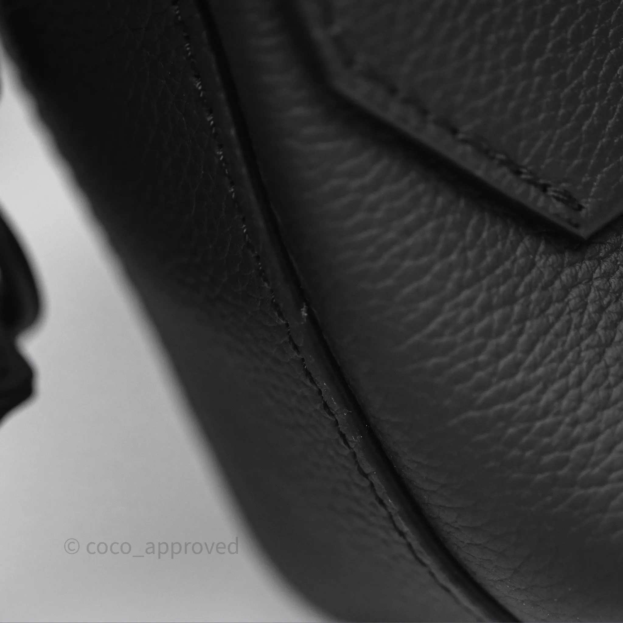 Louis Vuitton Fastline Messenger Black
