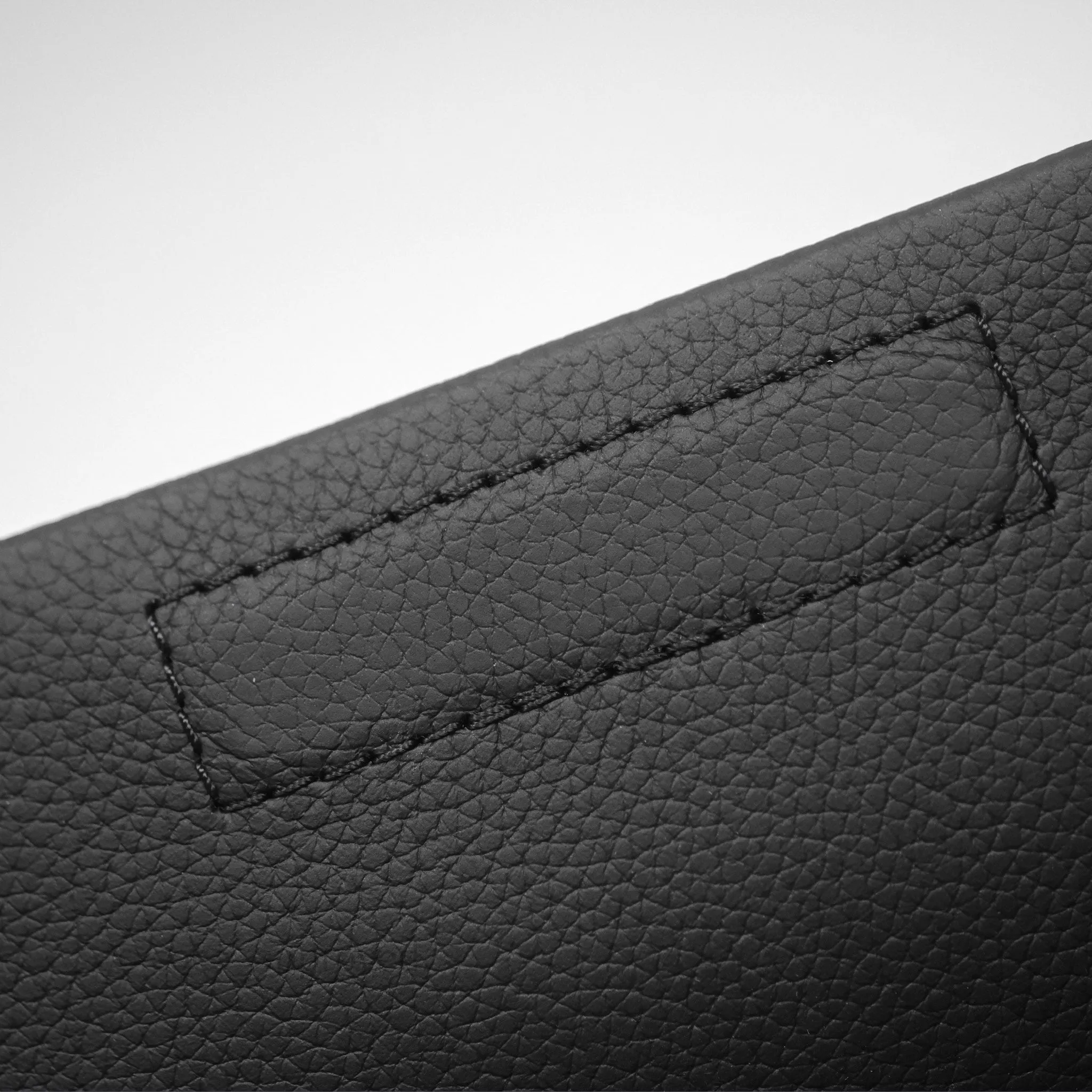 Louis Vuitton Fastline Messenger Black