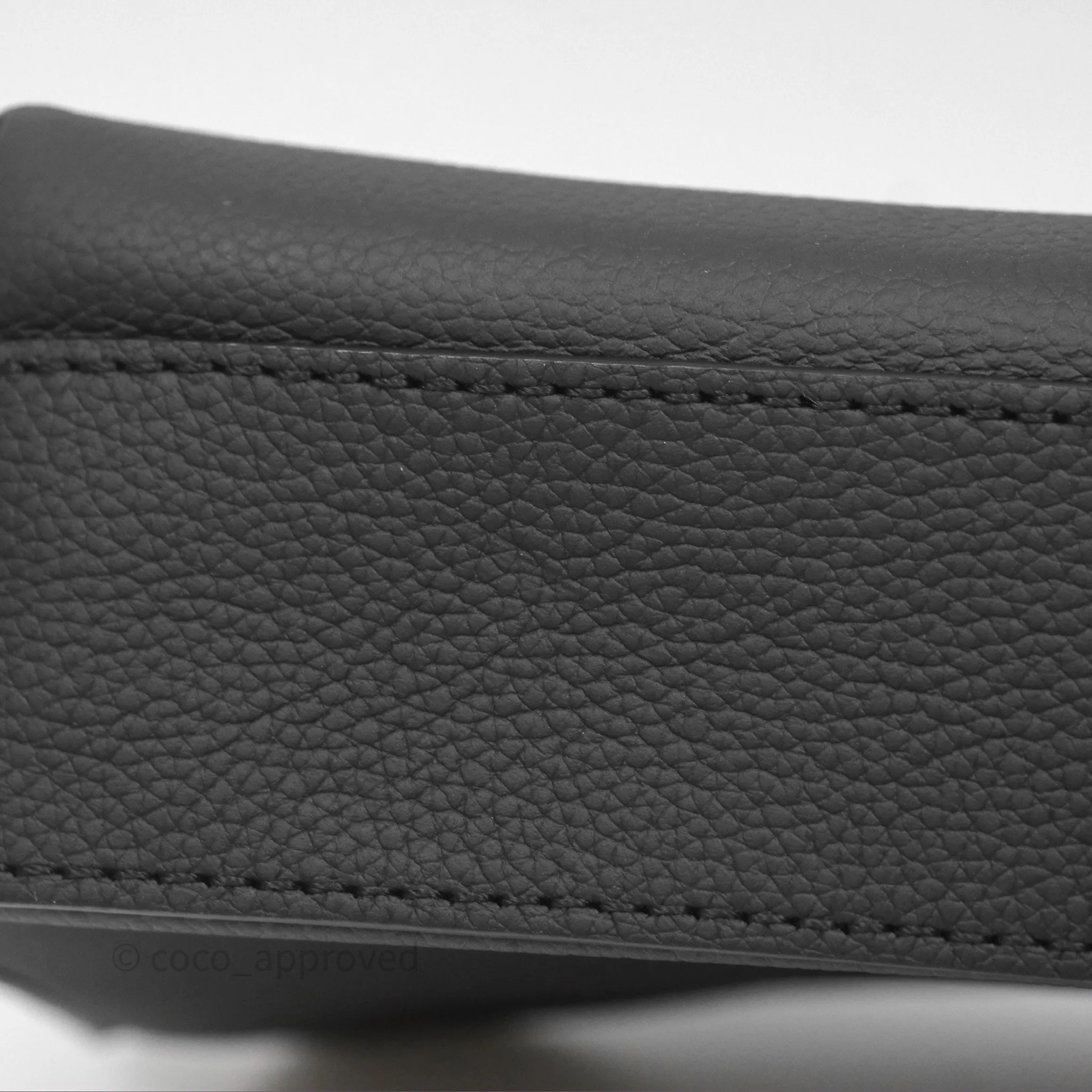 Louis Vuitton Fastline Messenger Black