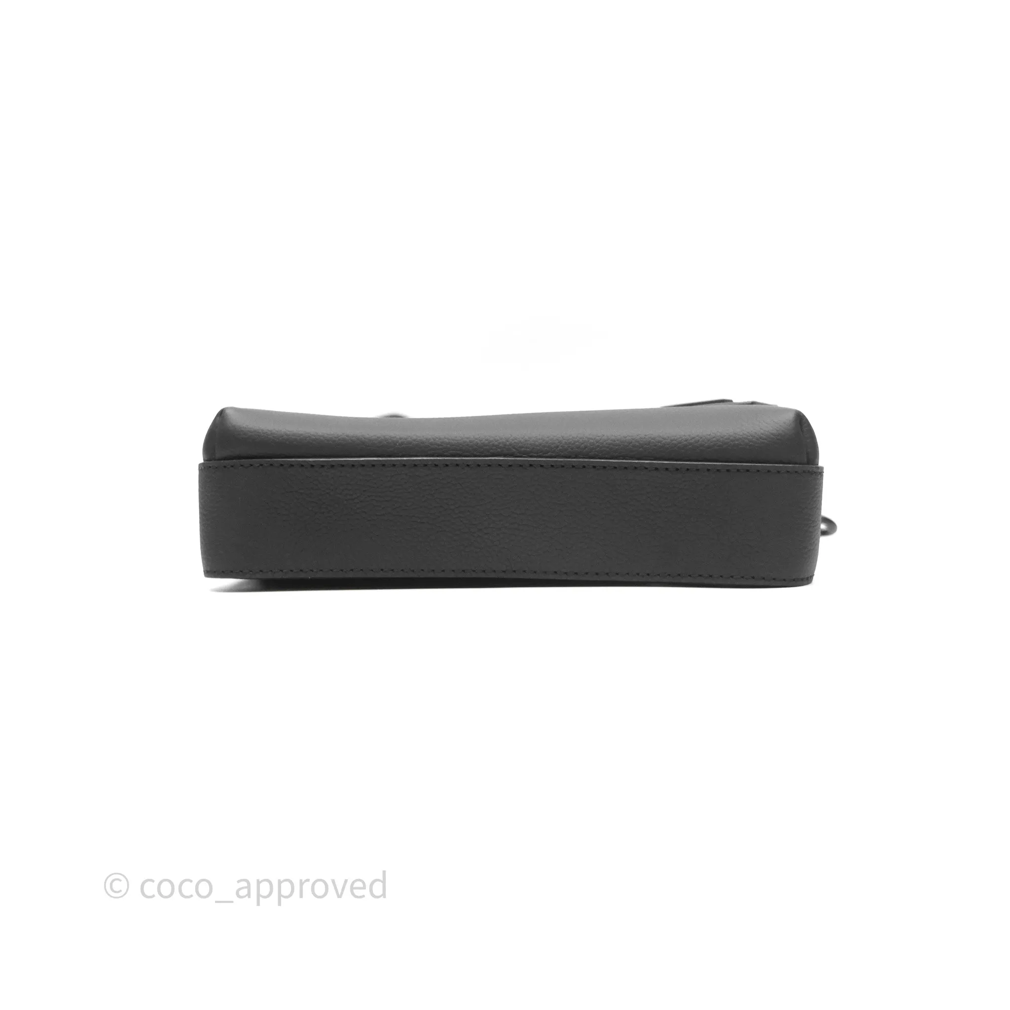 Louis Vuitton Fastline Messenger Black