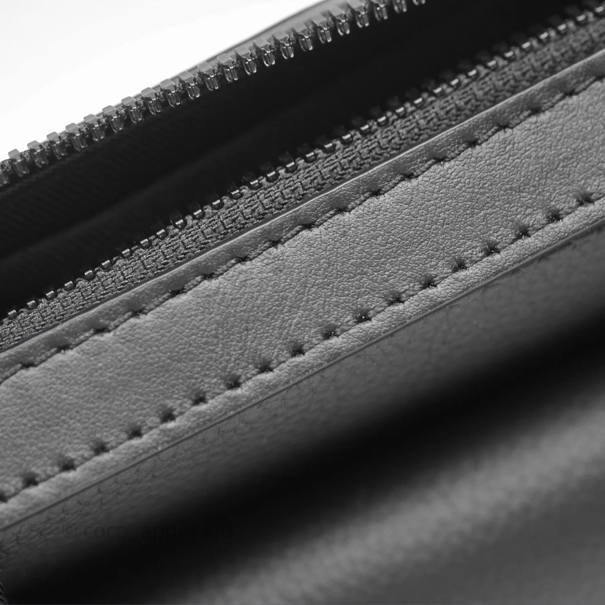 Louis Vuitton Fastline Messenger Black