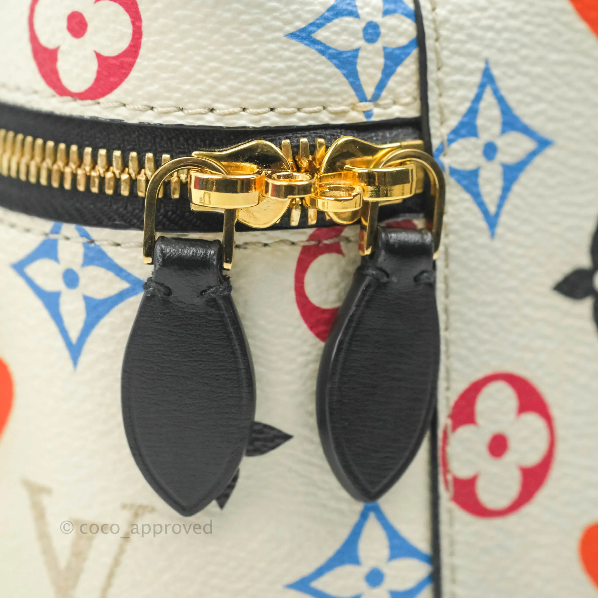 Louis Vuitton Game On Vanity PM White Heart Monogram