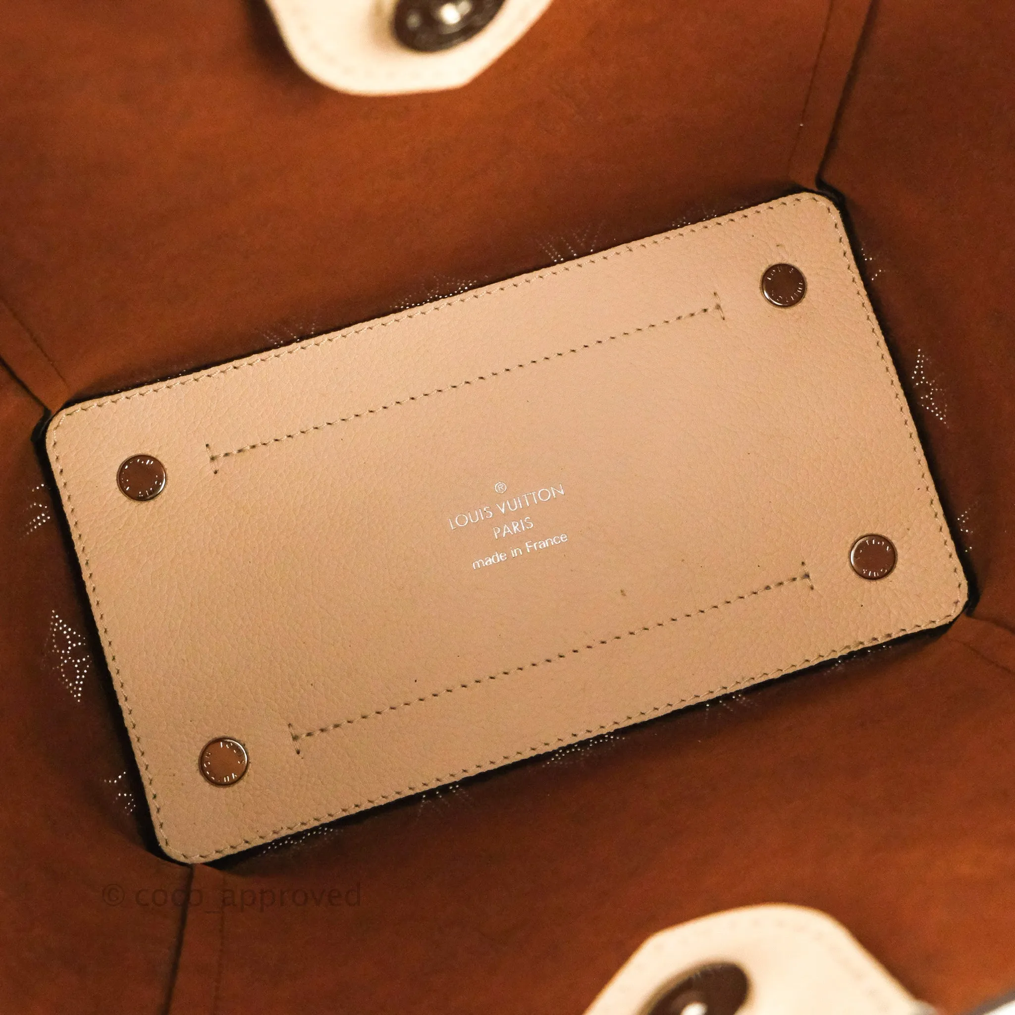 Louis Vuitton Hina PM Monogram Cream