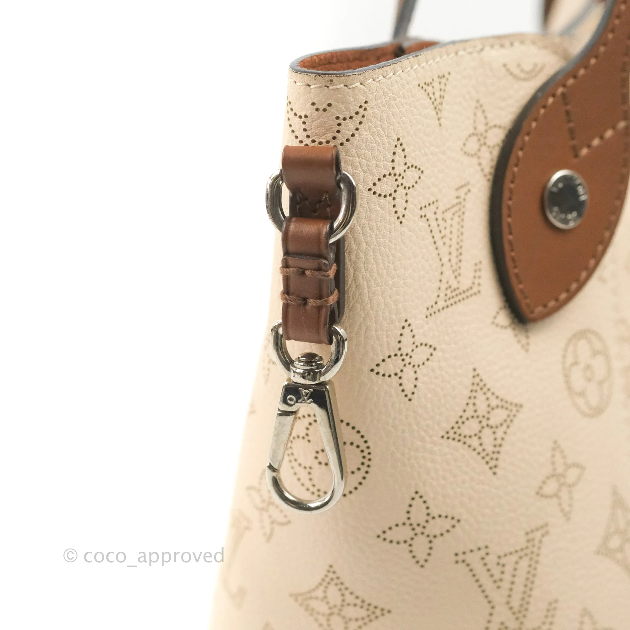 Louis Vuitton Hina PM Monogram Cream