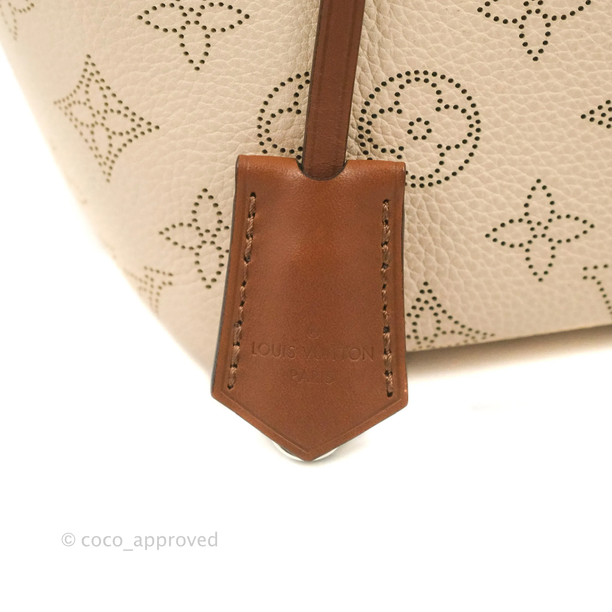 Louis Vuitton Hina PM Monogram Cream
