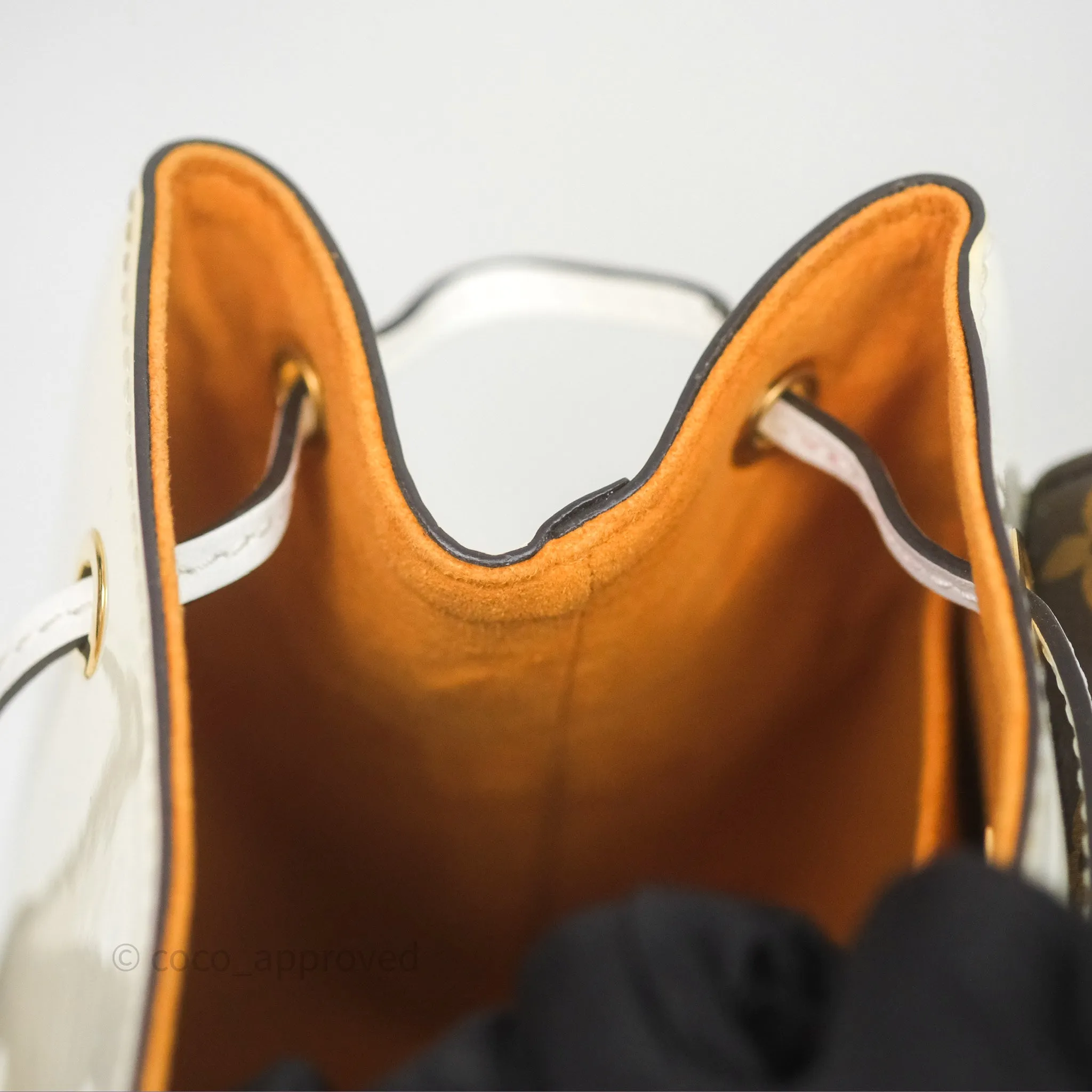 Louis Vuitton Hot Springs Backpack Monogram Patent Snow